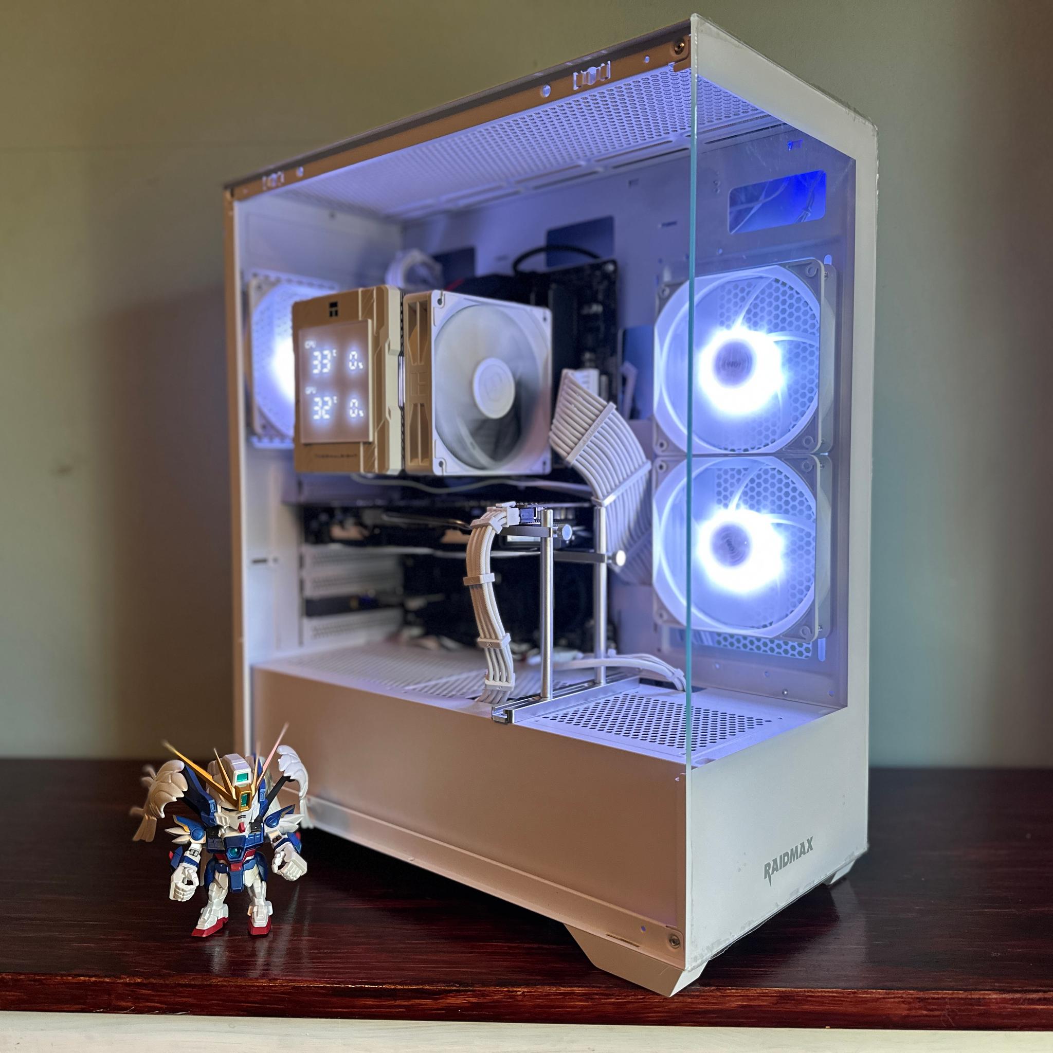 Moon Knight | Ryzen 5 3600 | RX580 8GB | 16GB RAM | 512GB NVME | WiFi