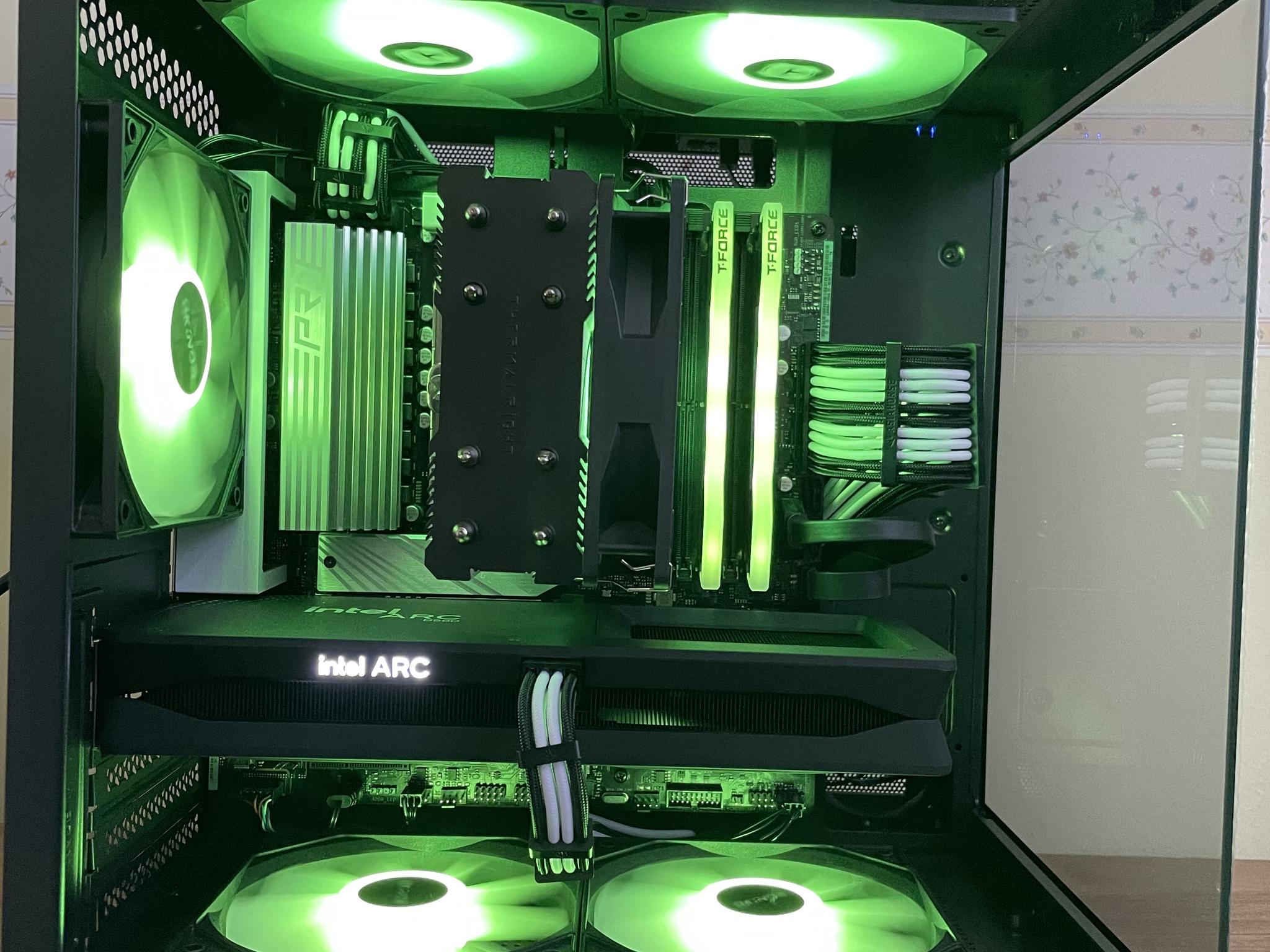 ⚡ 1440p Gaming – Ryzen 5 9600X | Intel Arc B580 Limited Edition