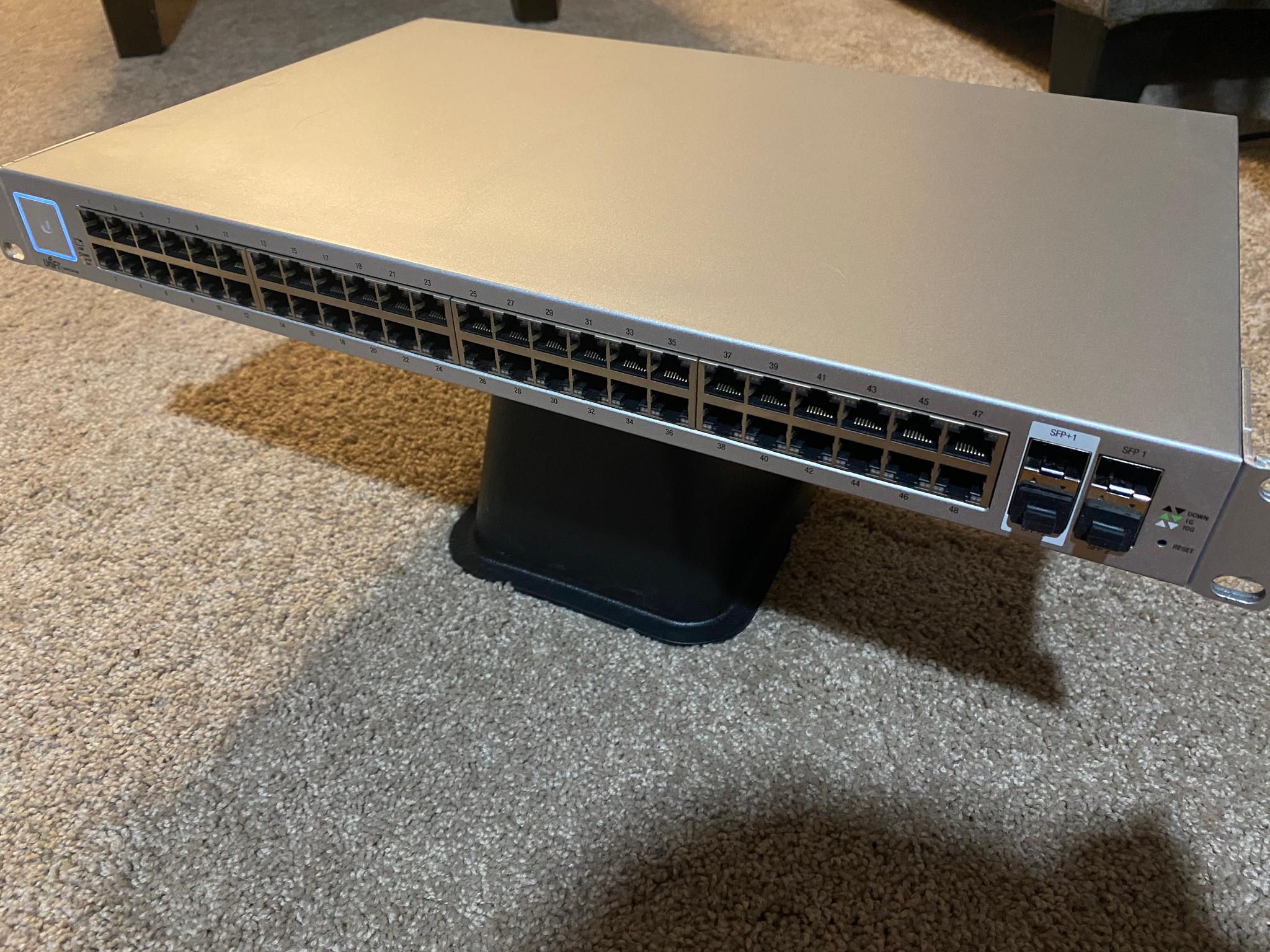 Ubiquiti UniFi US-48 48-Port Switch | NON-PoE | 2x SFP+ 10G + 2x SFP | Rackmount | Tested