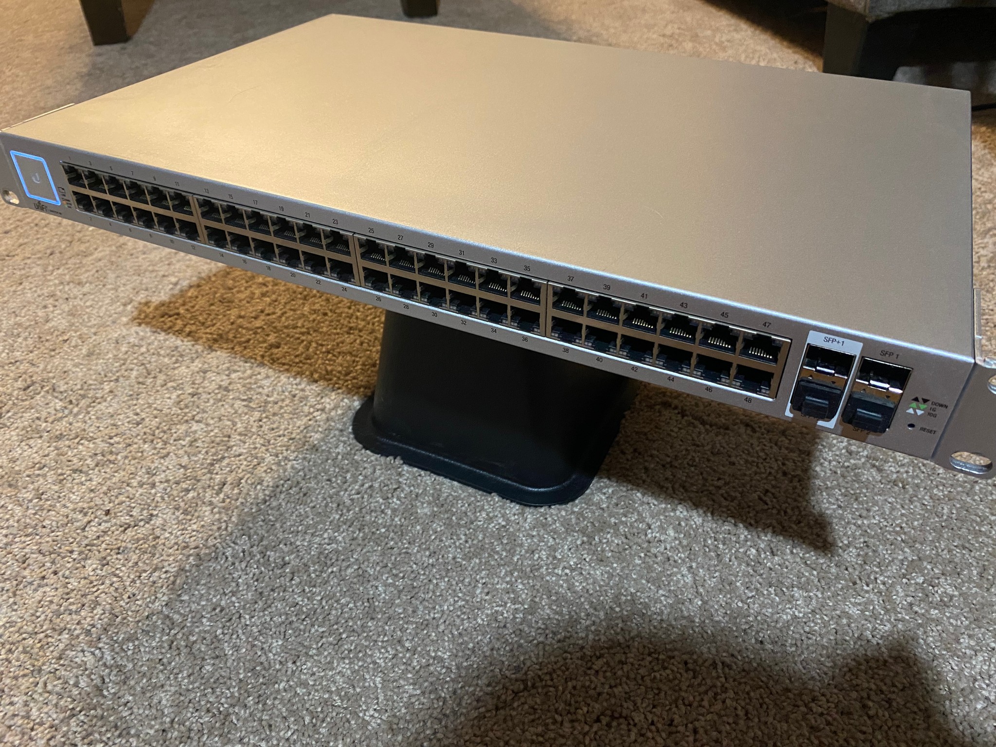 Ubiquiti UniFi US-48 48-Port Switch | NON-PoE | 2x SFP+ 10G + 2x SFP | Rackmount | Tested