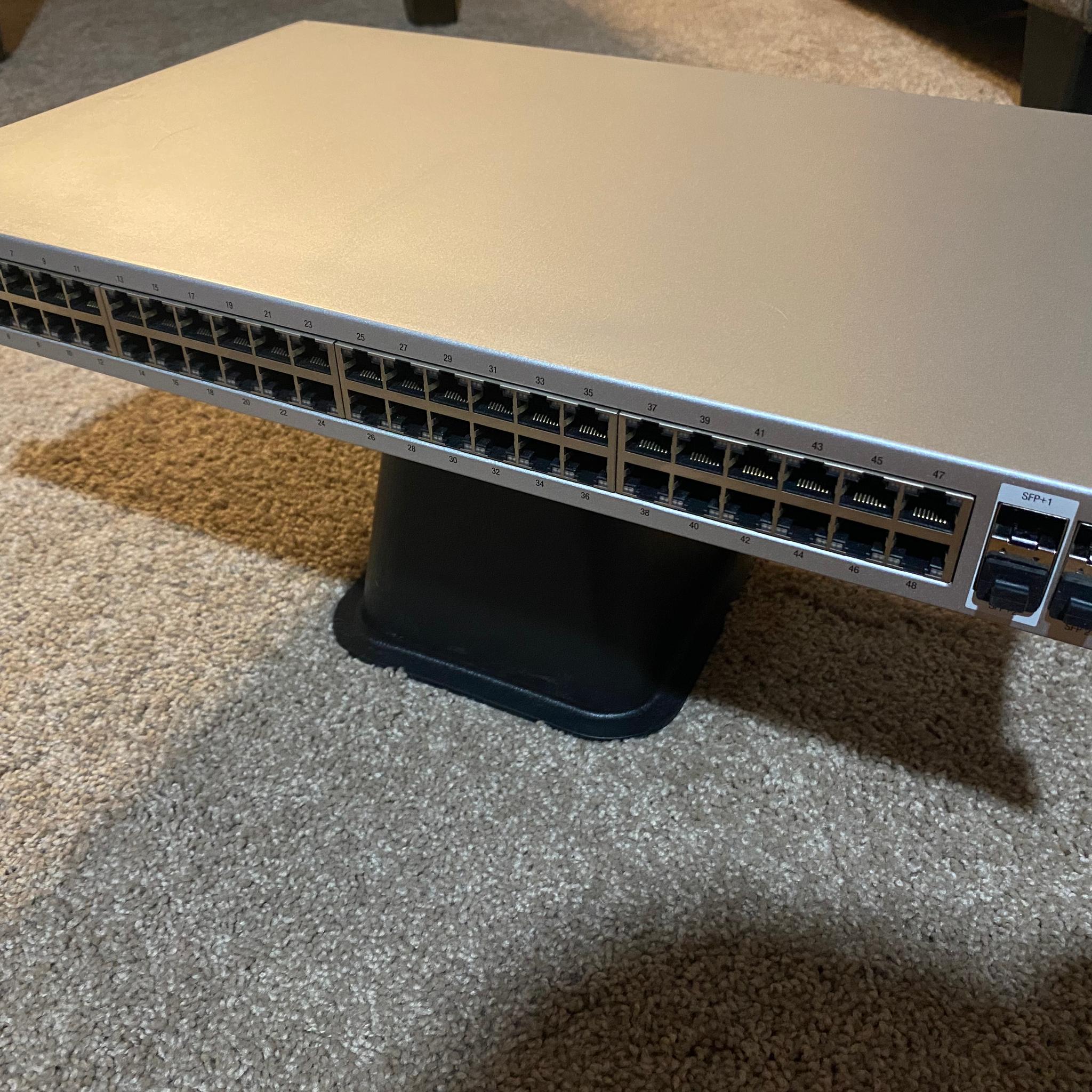 Ubiquiti UniFi US-48 48-Port Switch | NON-PoE | 2x SFP+ 10G + 2x SFP | Rackmount | Tested