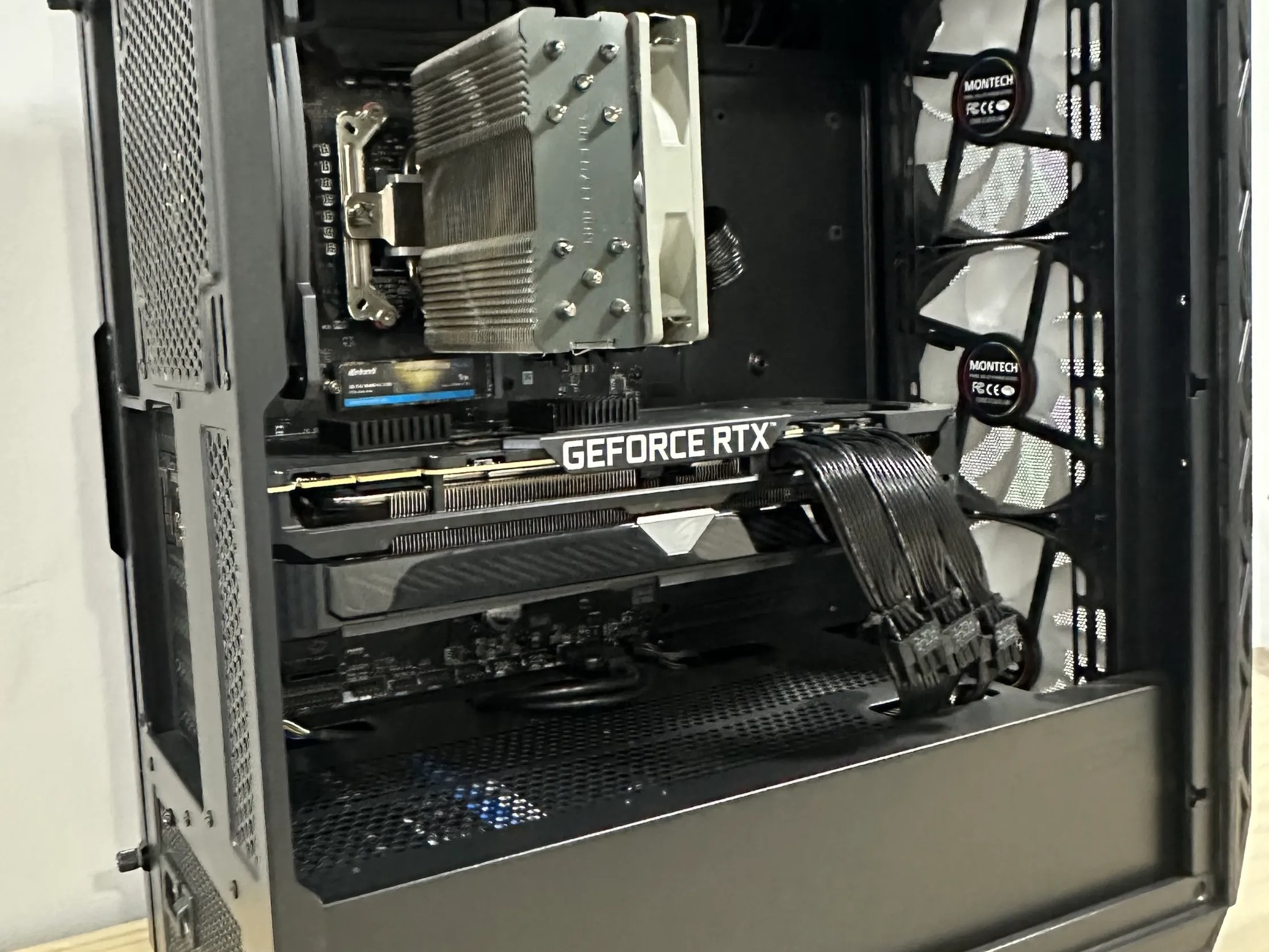 RTX 3090 Gaming PC - 64 Gb RAM - 1 Tb M.2 Nvme - 5600x CPU
