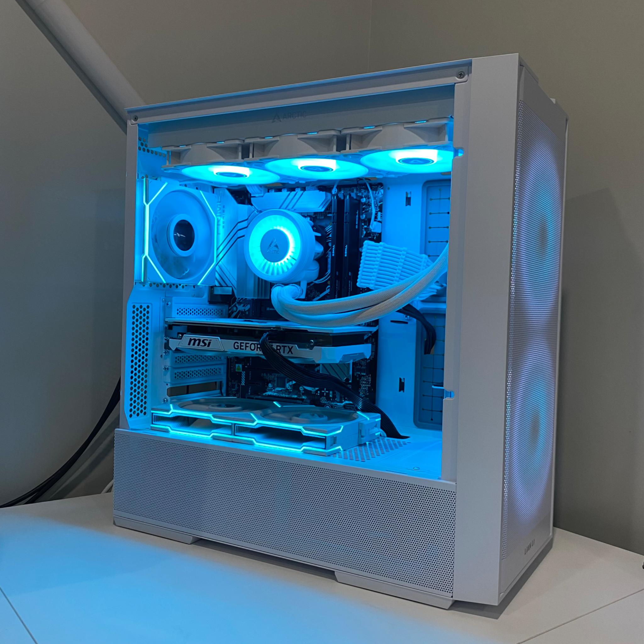 RTX 4070 Super | Intel i7-14700K | 32GB DDR5 RAM | 2TB NVME