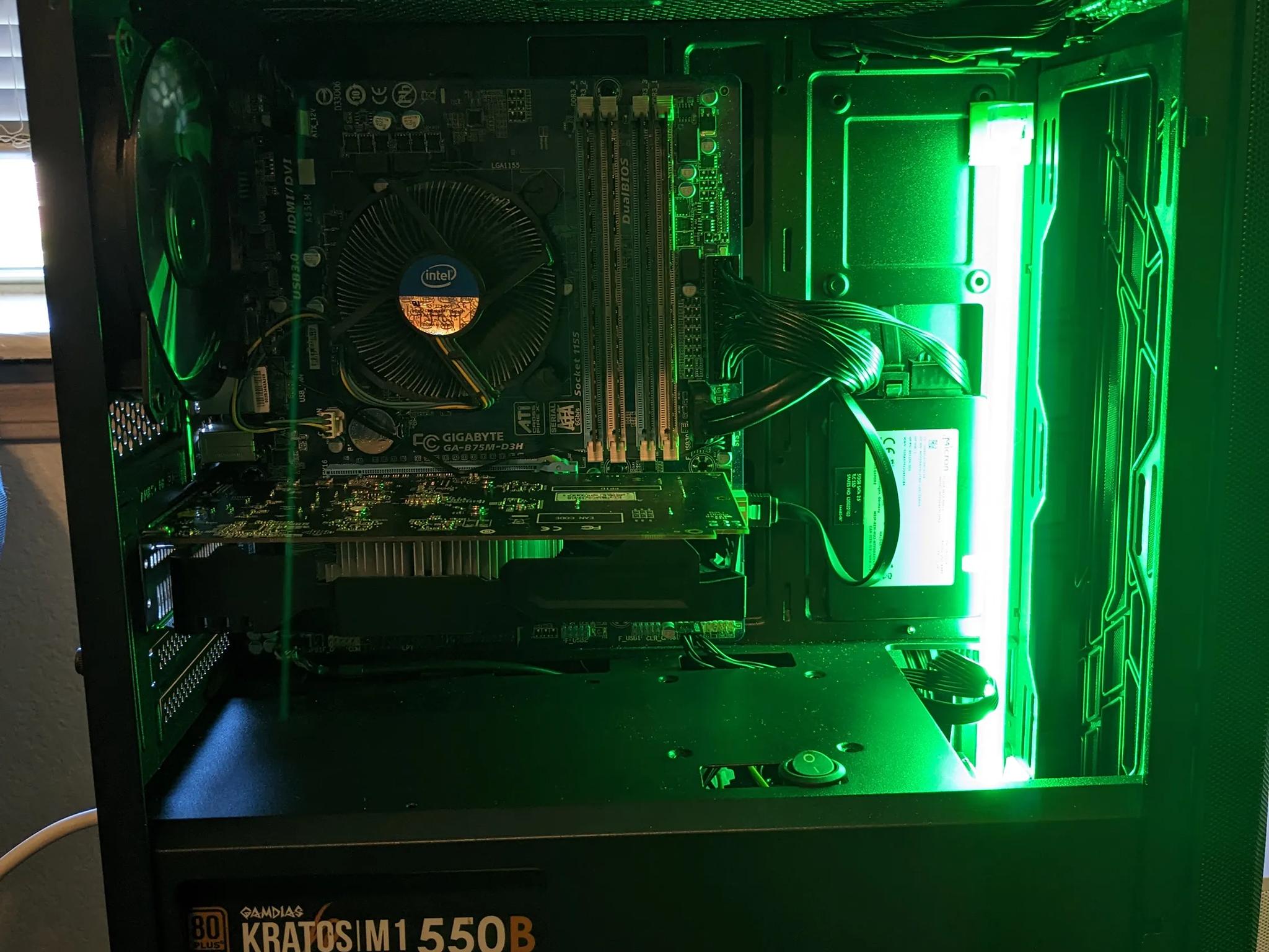 FREE SHIP|| "Neon Moon"|| i5-3470, 16GB RAM, RX 560 2GB, 480GB SSD (READ DESCRIPTION)