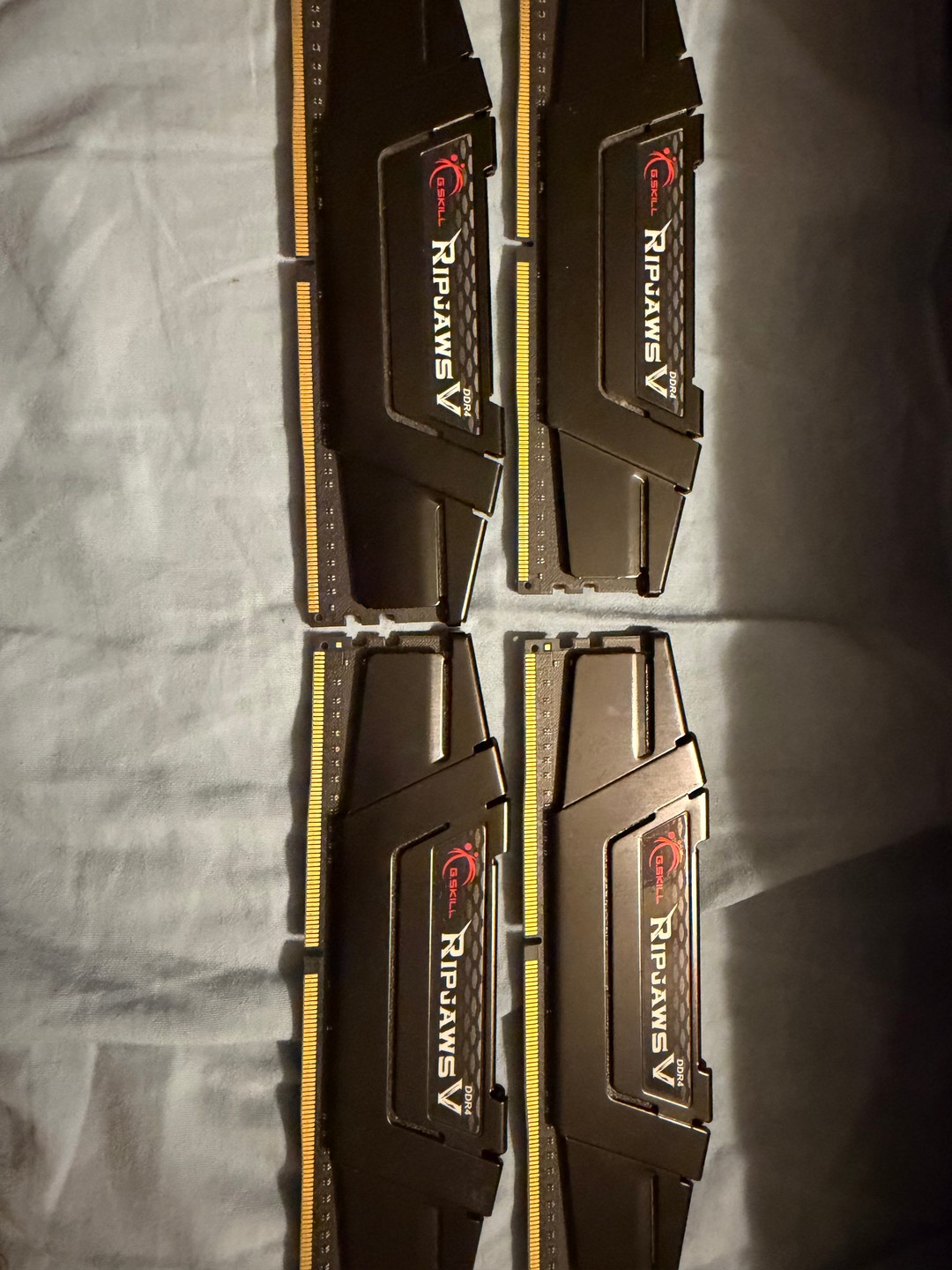32gb 3200mhz Ripjaws DDR4 | Jawa