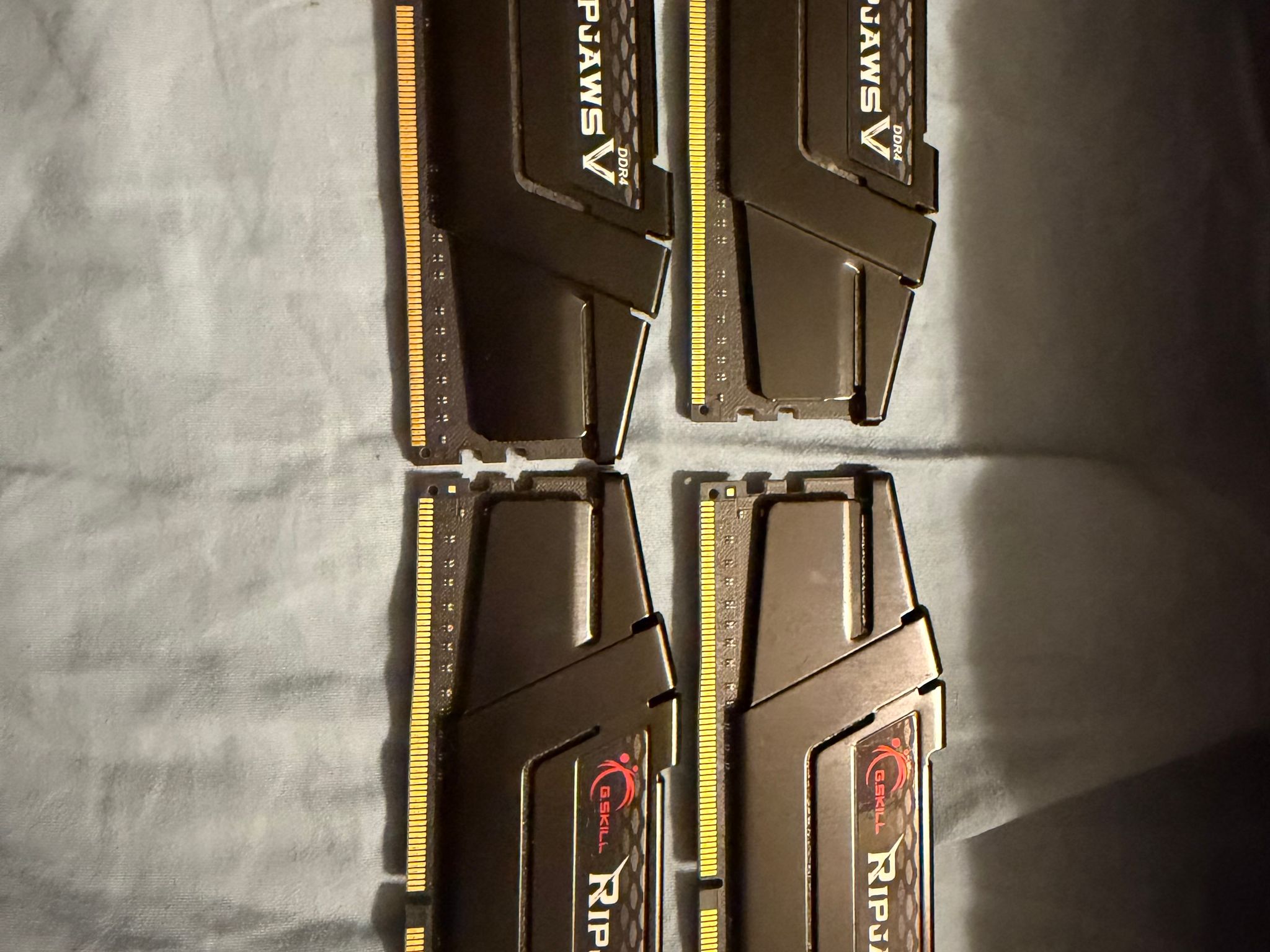 32gb 3200mhz Ripjaws DDR4