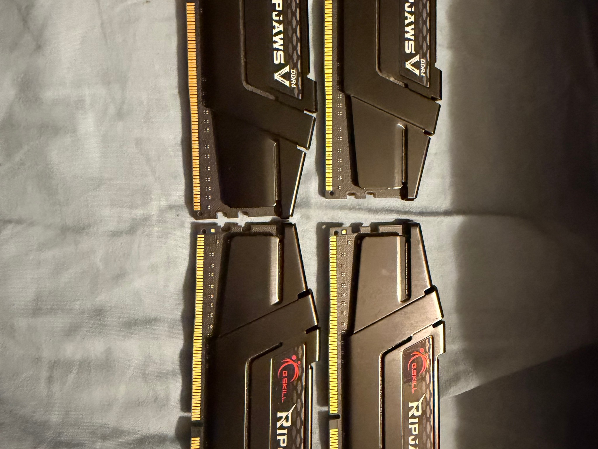 32gb 3200mhz Ripjaws DDR4