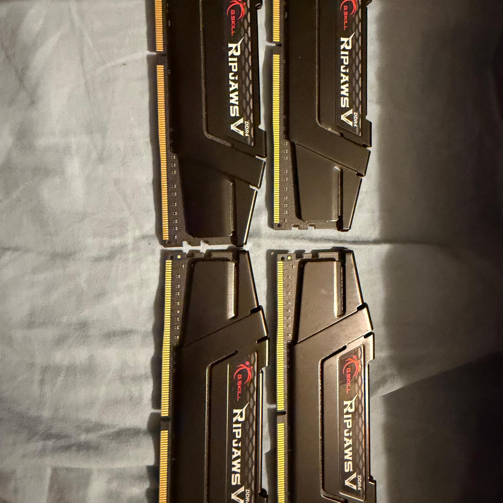 32gb 3200mhz Ripjaws DDR4