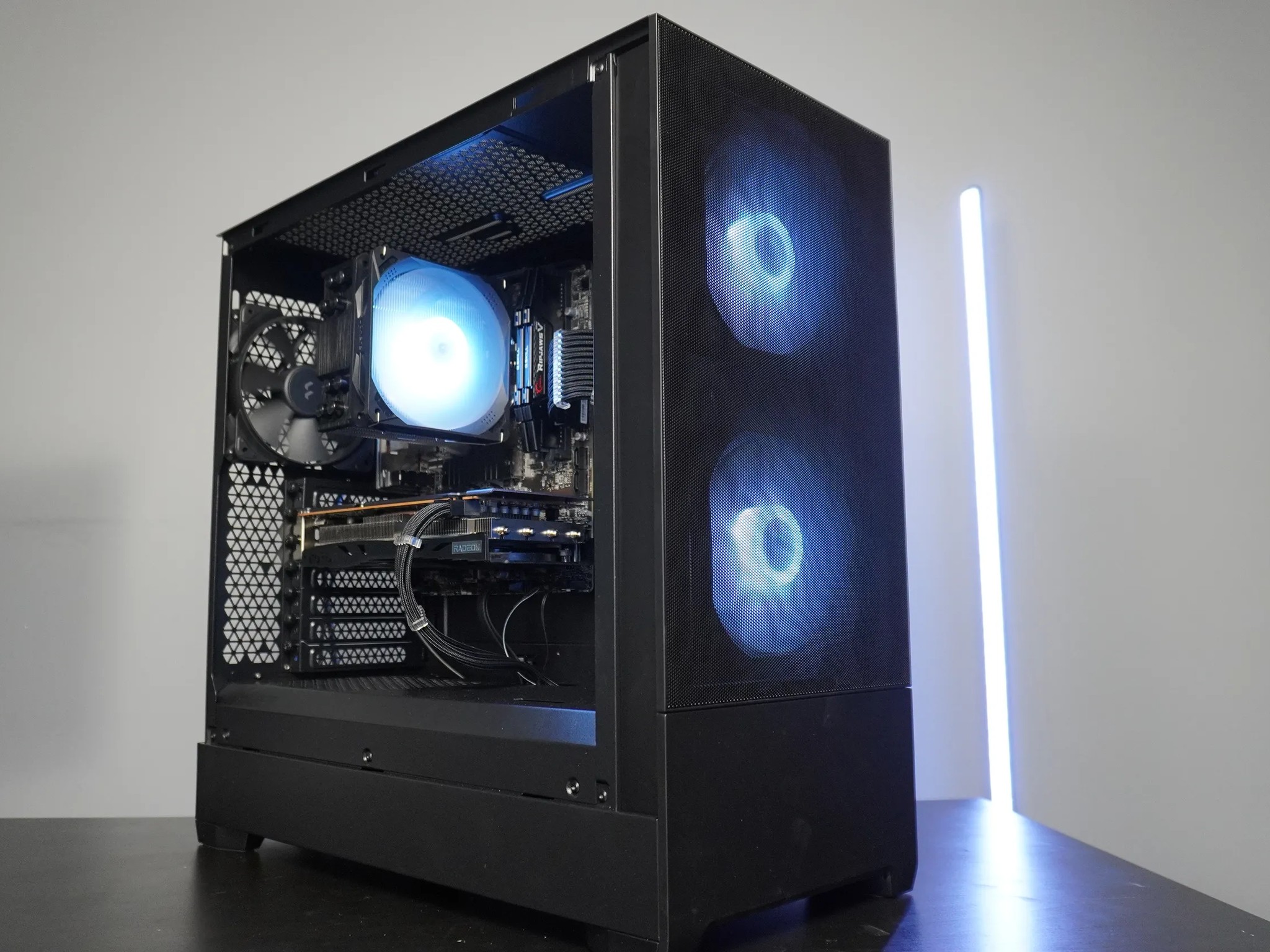 🖤 Stealth 🖤 1080p Gaming Value for your 💲 🧡RX 6650XT 8gb 🧡 Ryzen 5 5600 | 16GB DDR4 | 1TB NVME