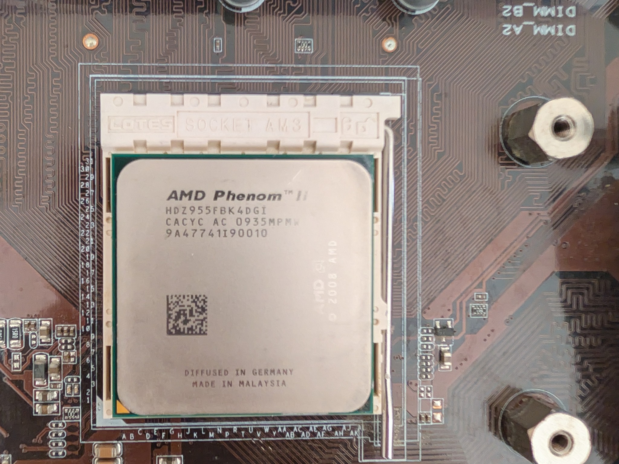 [All-AMD Retro Build] Phenom II X4 955 | Radeon HD 6850 | 8GB RAM | 256GB SSD | Hyper 212