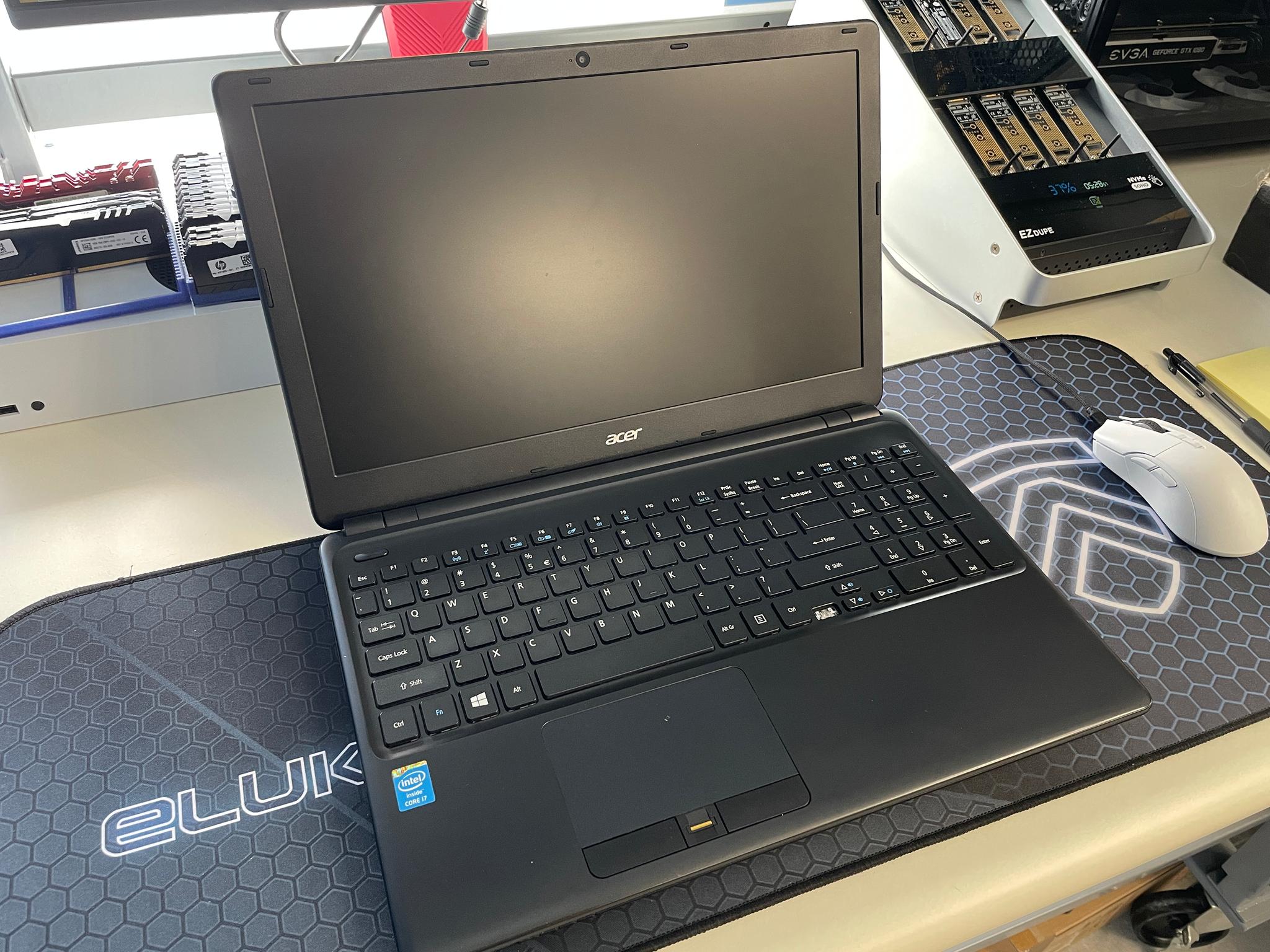 Acer Travelmate P