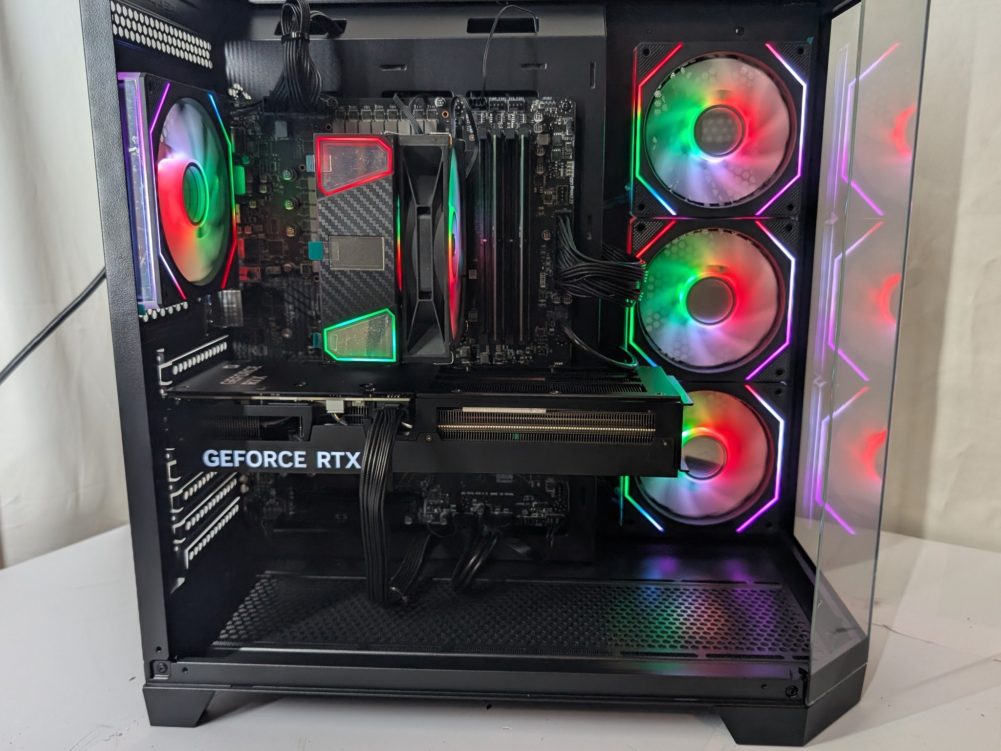 RTX 5070 | RYZEN 5 7500F | 16GB DDR5 | 650W PSU | 1TB NVME