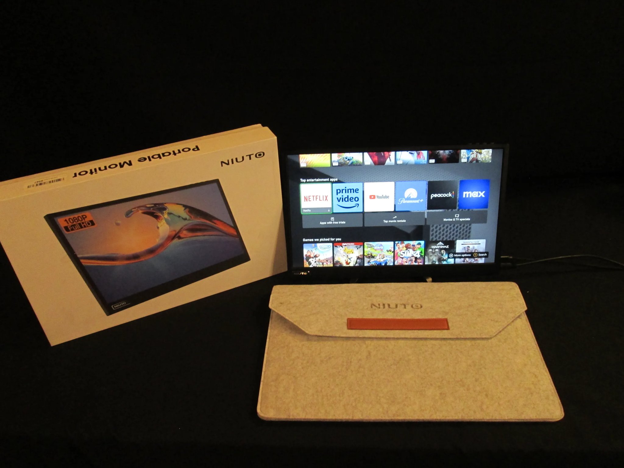 Portable Gaming Monitor 144hz 17.3 inch With Box And Accessories