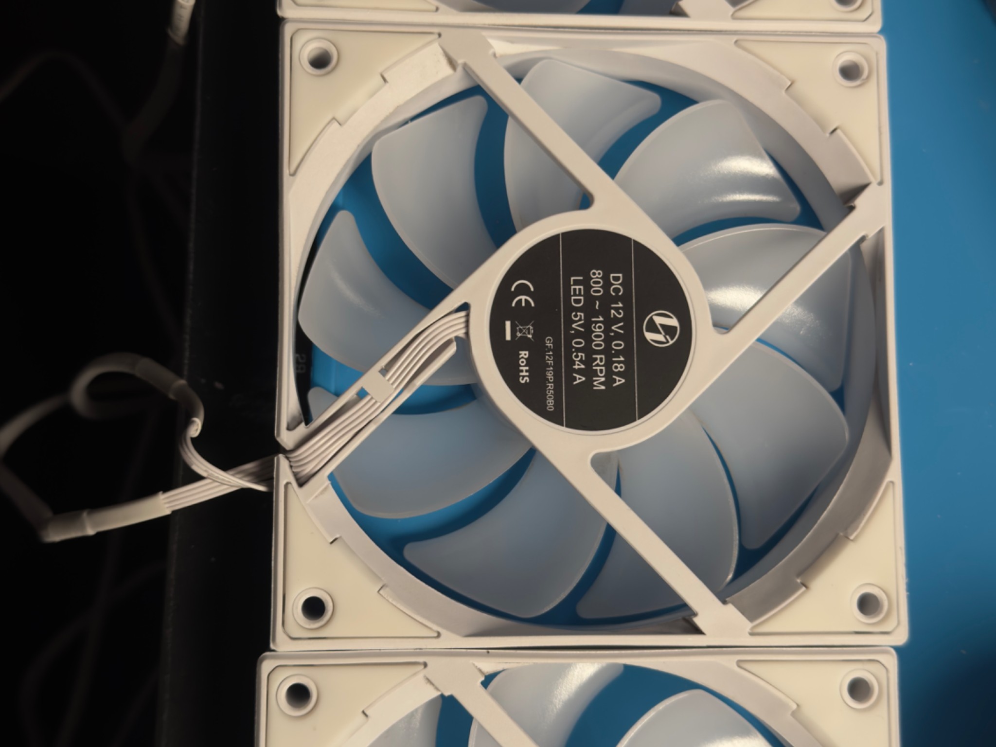 USED-VERY GOOD Lian Li Galahad 360 AIO RGB - White w/Box and all components including fans.