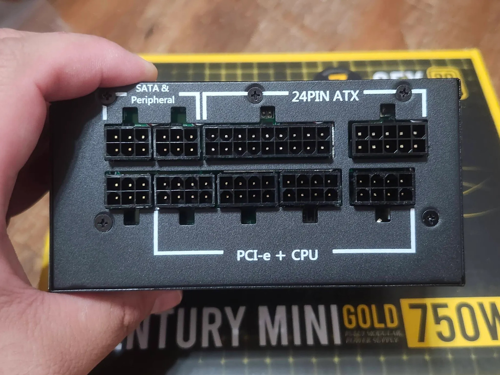Montech Century MINI 750w 80+GOLD