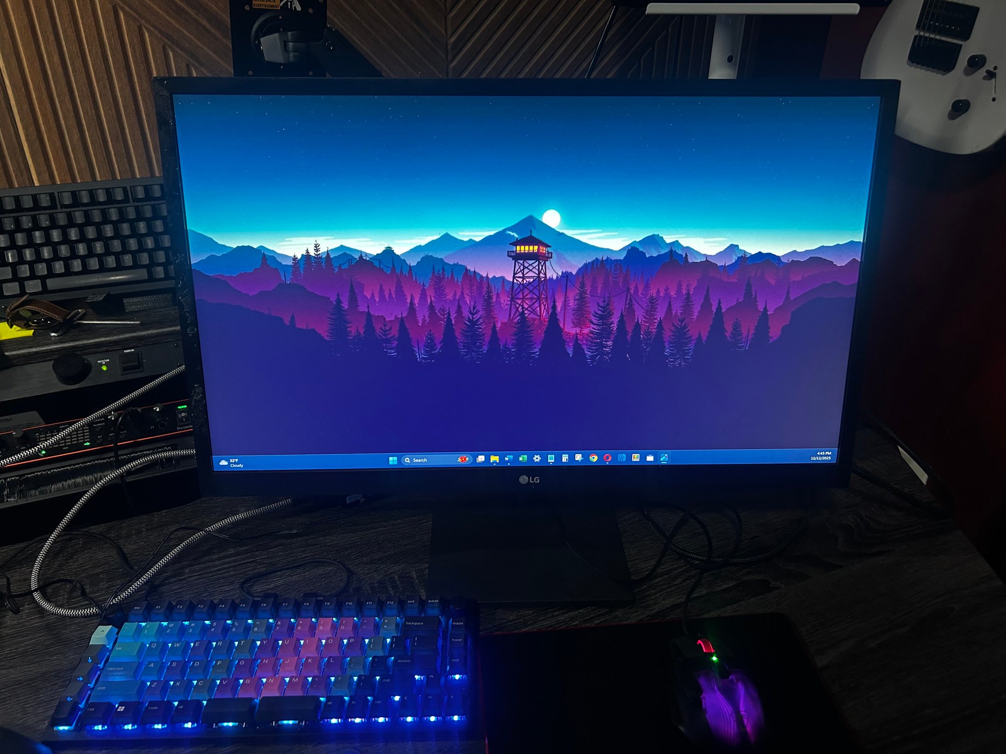 LG 27” Full HD (1920x1080) IPS LED Monitor with Radeon FreeSync™