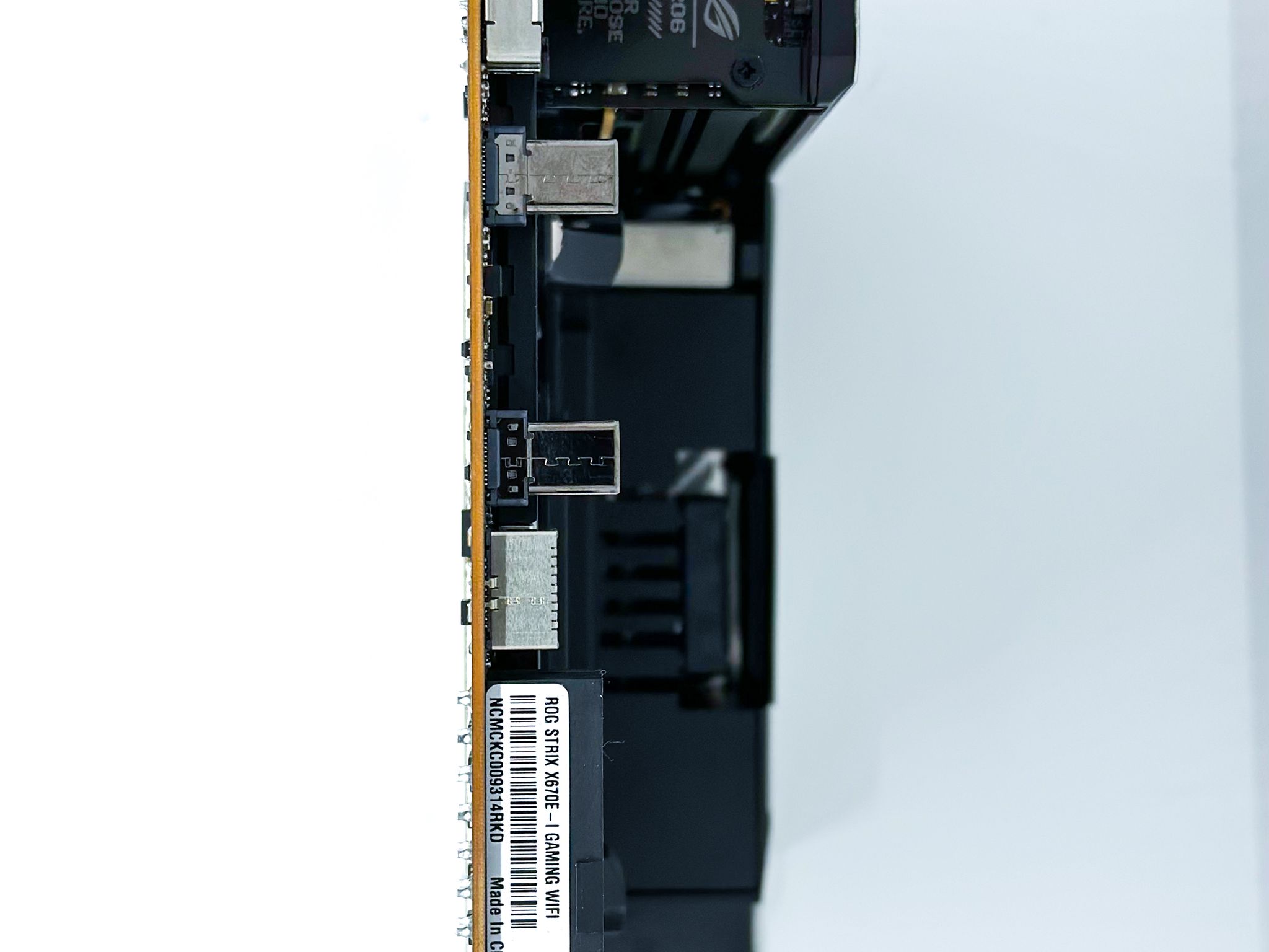 Brand New Asus ROG STRIX X670E-I Gaming WIFI AM5 Mini-ITX Motherboard