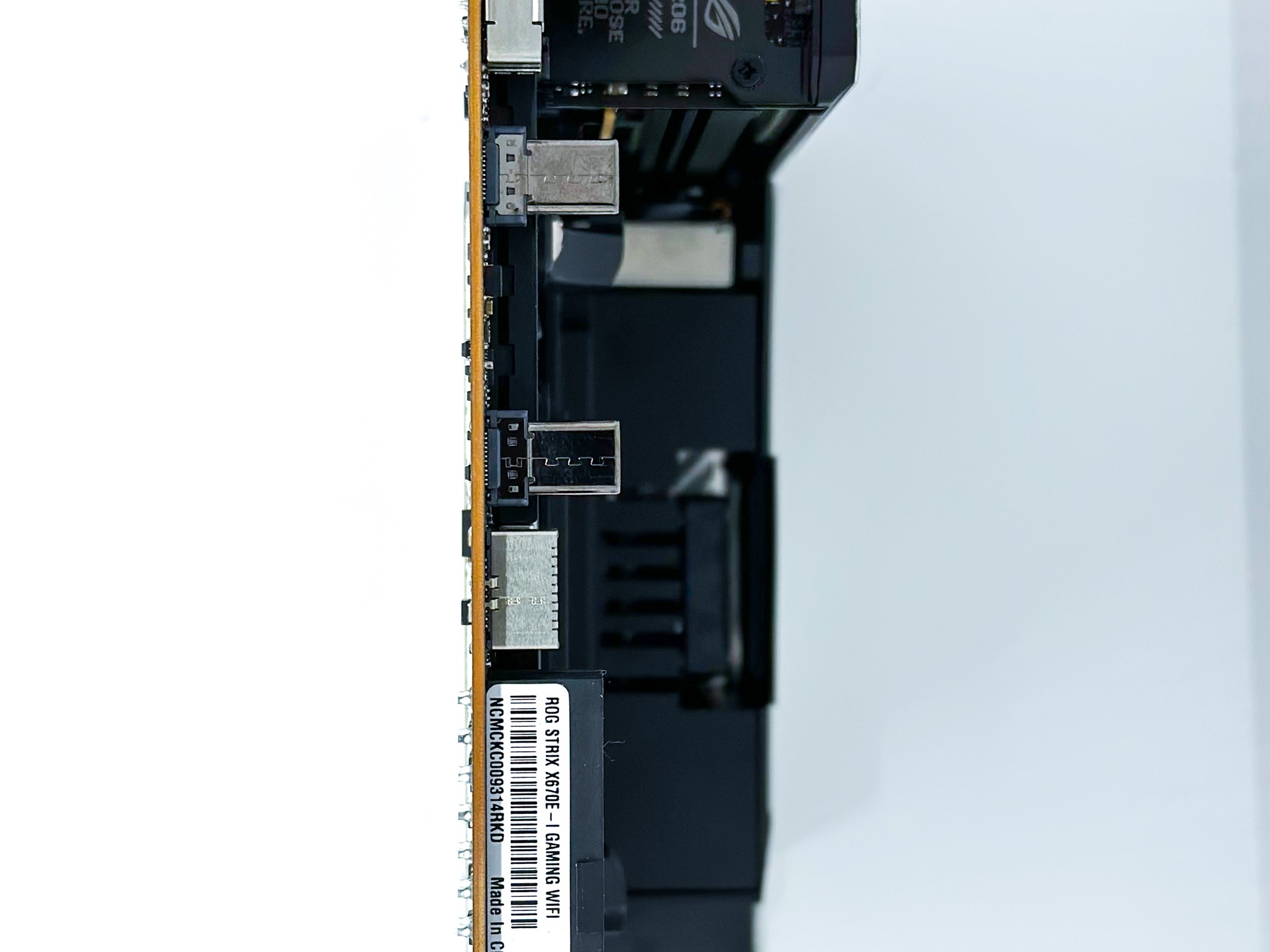 Brand New Asus ROG STRIX X670E-I Gaming WIFI AM5 Mini-ITX Motherboard