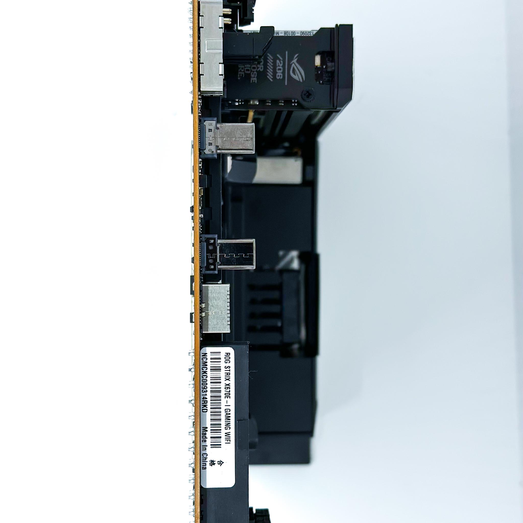 Brand New Asus ROG STRIX X670E-I Gaming WIFI AM5 Mini-ITX Motherboard