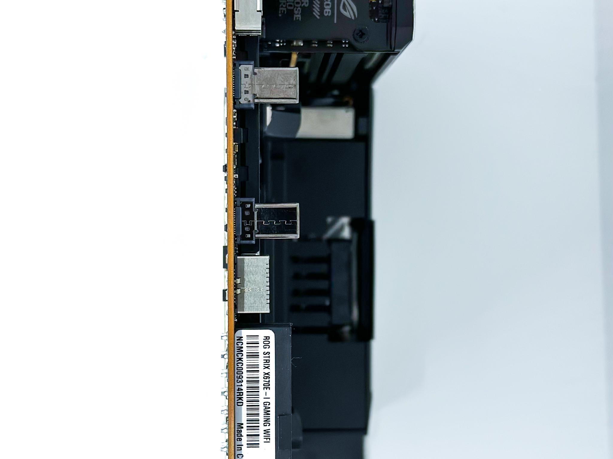 Brand New Asus ROG STRIX X670E-I Gaming WIFI AM5 Mini-ITX Motherboard