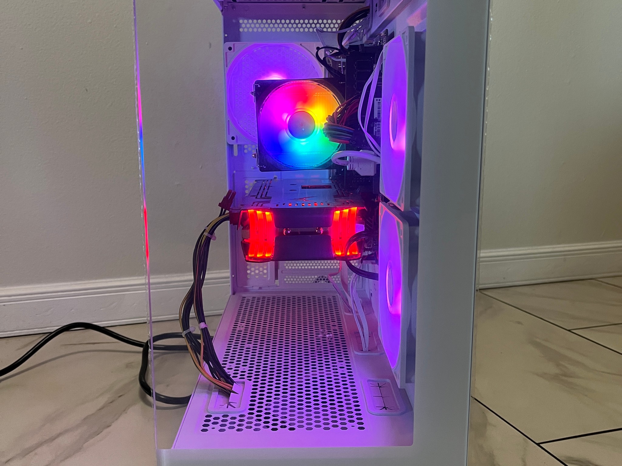 AMD RX 6600 XT, Intel Core i5-11400f, 16GB RAM, 1TB SSD, High FPS Gaming PC w/ Wi-Fi & BT