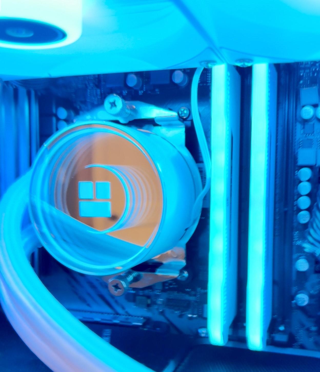 "Azure" | RTX 3070 FE, Ryzen 5 5600, 32GB RAM, 2TB SSD, Liquid Cooled Gaming PC