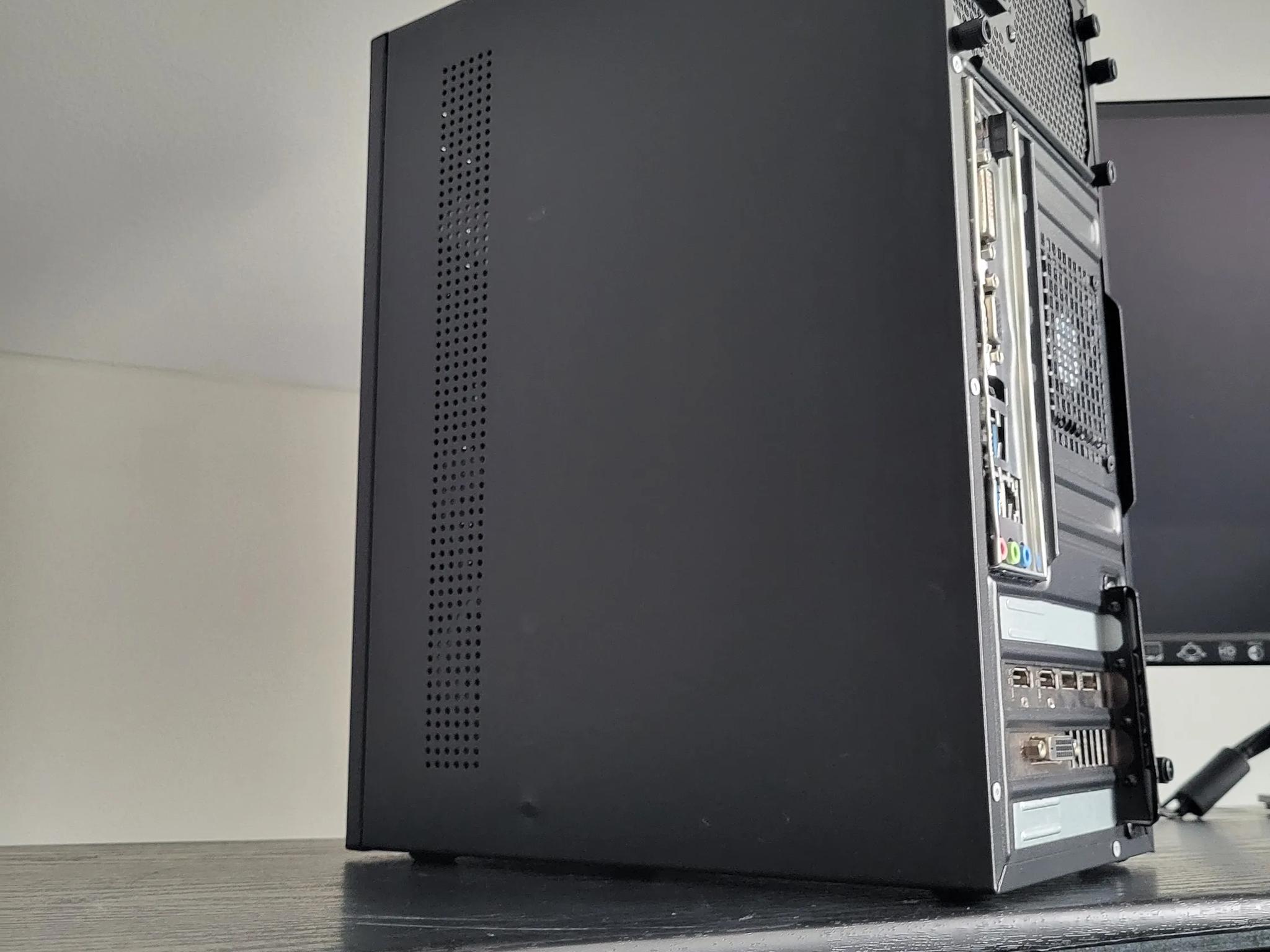 Custom Gaming PC Rx 580 16Gb DDR4 memory, Windows 10