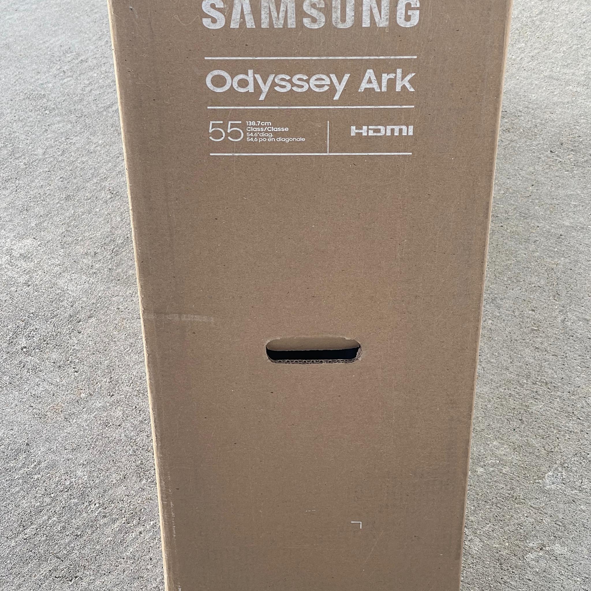 Samsung 55” Odyssey Ark 4K UHD 165Hz 1ms Quantum Mini-LED Curved Gaming Screen