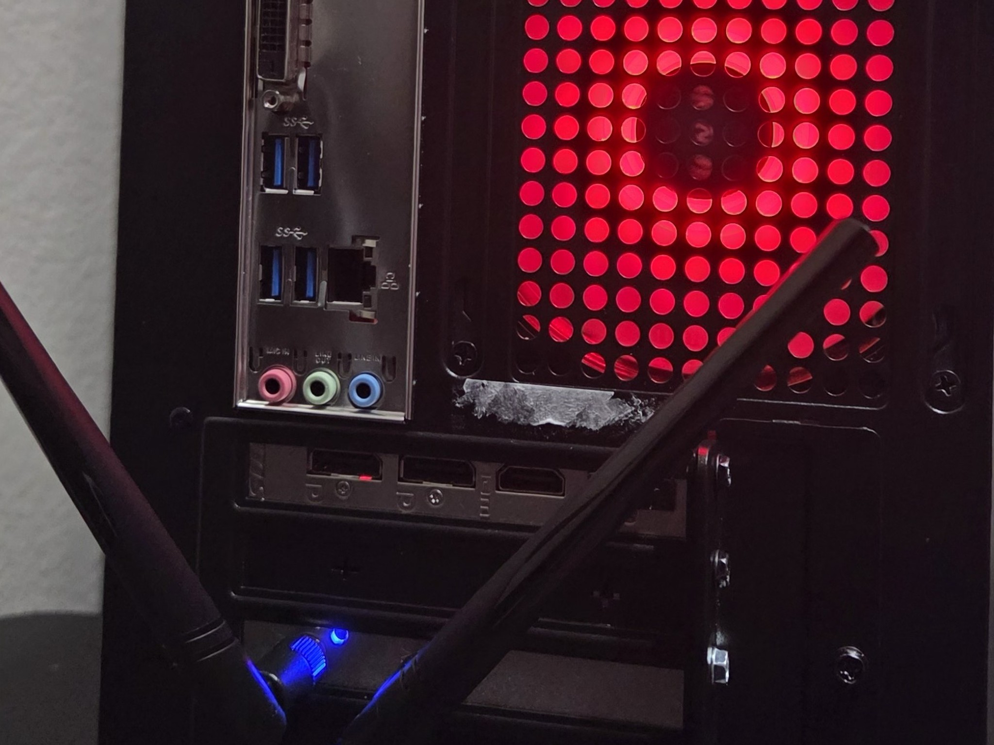 Black RGB Gaming PC - GTX 1660 Super | i5-10400F | 16GB RAM | NVMe SSD