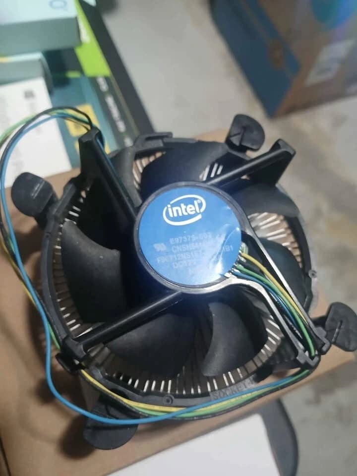 Intel E97379-003 CPU Fan with Heatsink CPU fan cooler