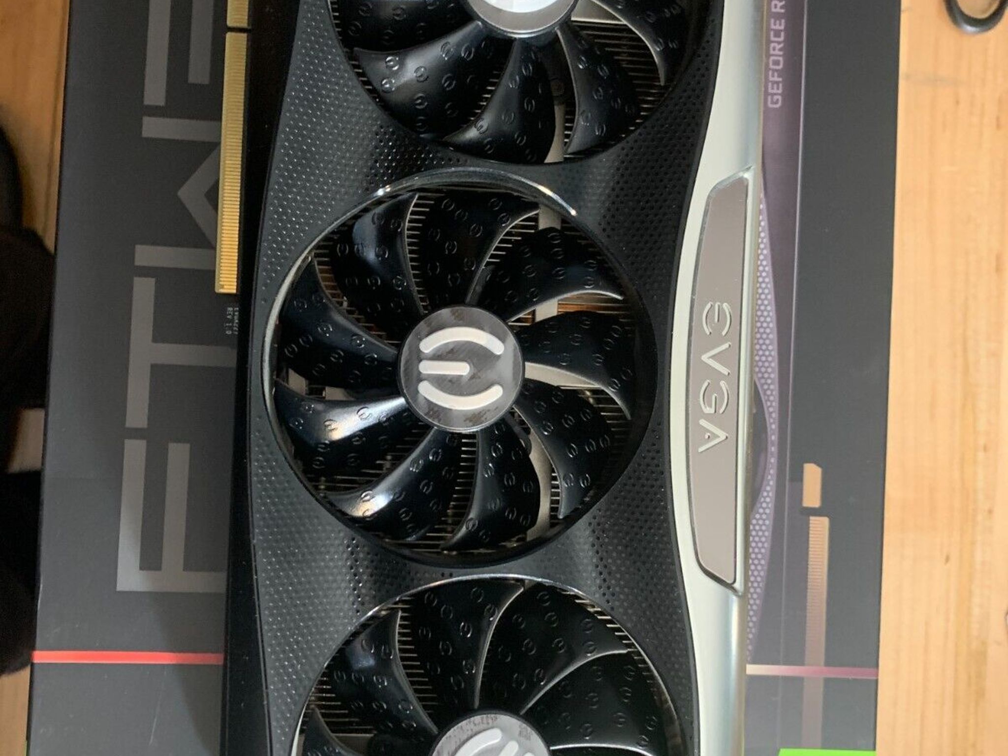 EVGA RTX 3090 FTW: Lightly Used/Excellent condition with original box