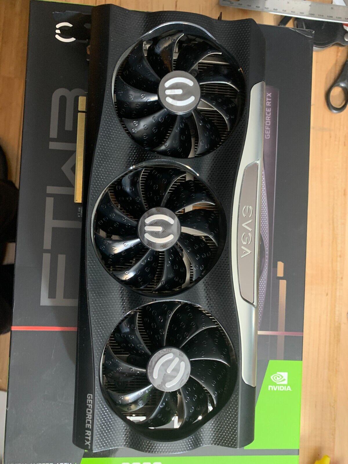 EVGA RTX 3090 FTW: Lightly Used/Excellent condition with original box