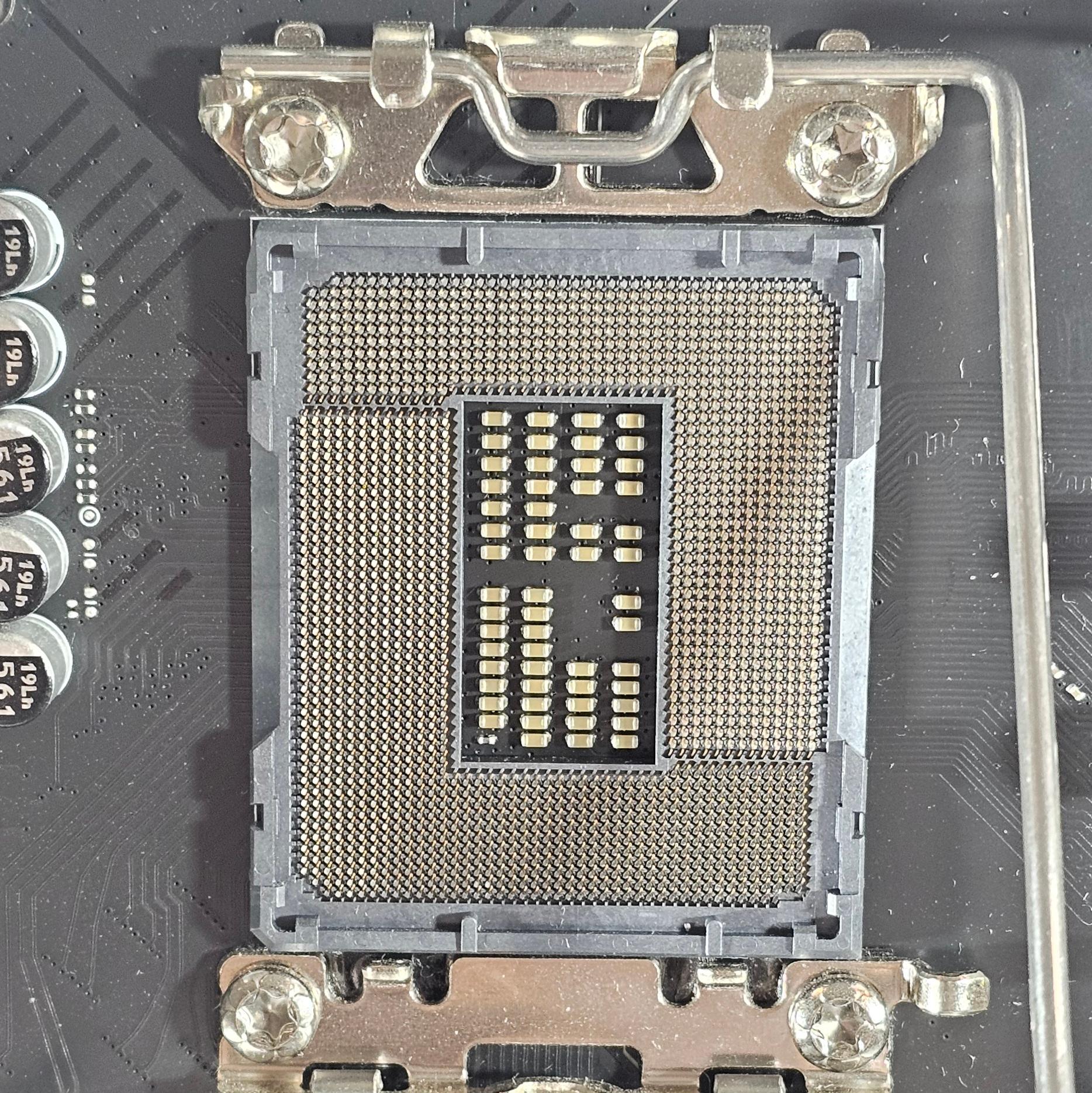 MSI PRO Z690-A WIFI DDR4 LGA1700 ATX Motherboard