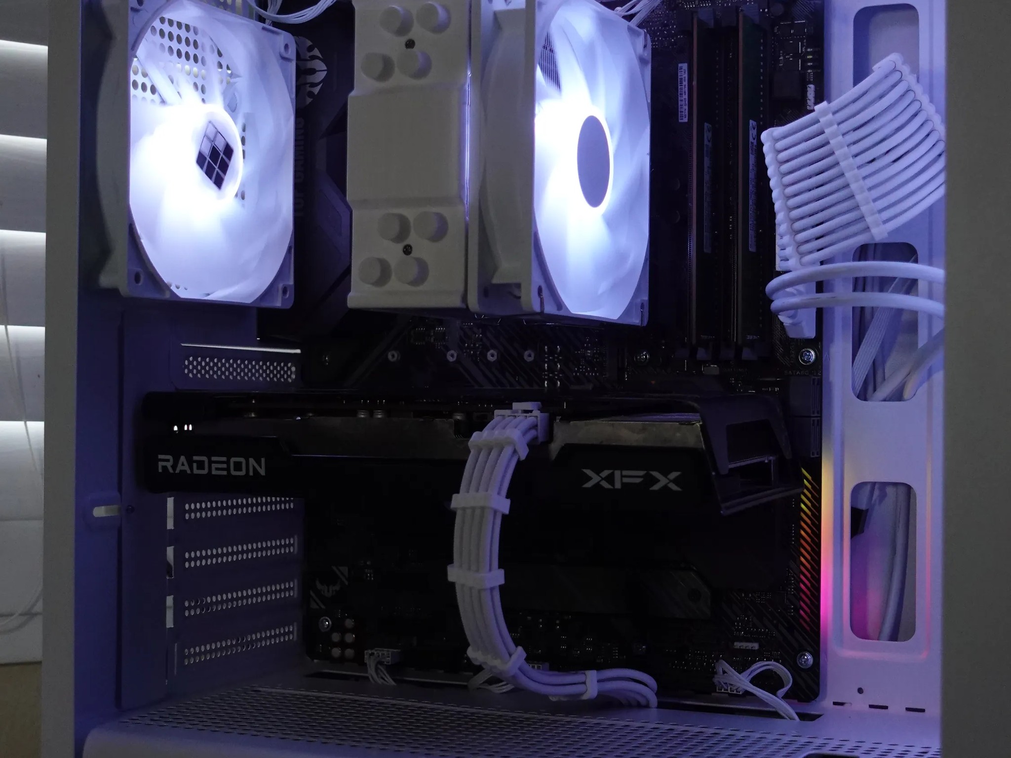 Gaming PC | Ryzen 7 2700x | Radeon RX 6600 8GB | 16GB Ram | 512GB SSD
