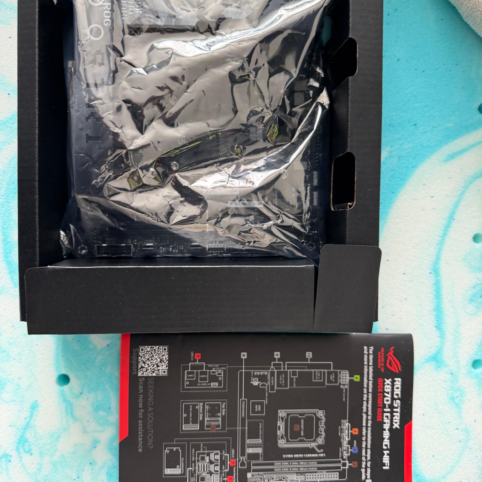 asus x870i Itx motherboard