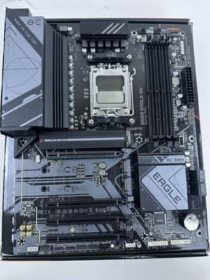 GIGABYTE B650 EAGLE AX