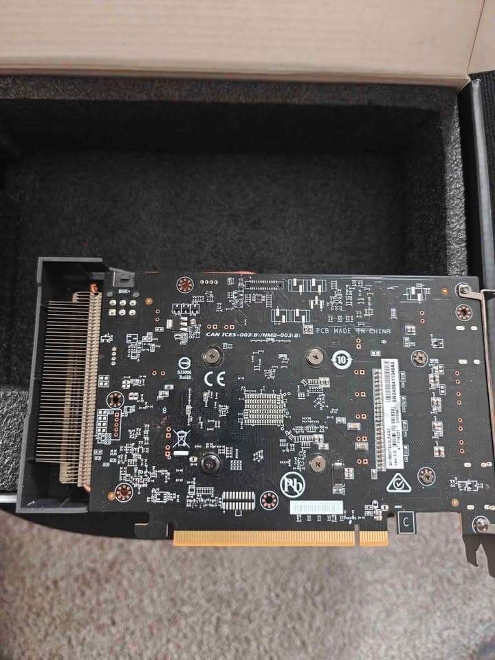 Gigabyte Radeon RX 6500 XT Eagle 🦅