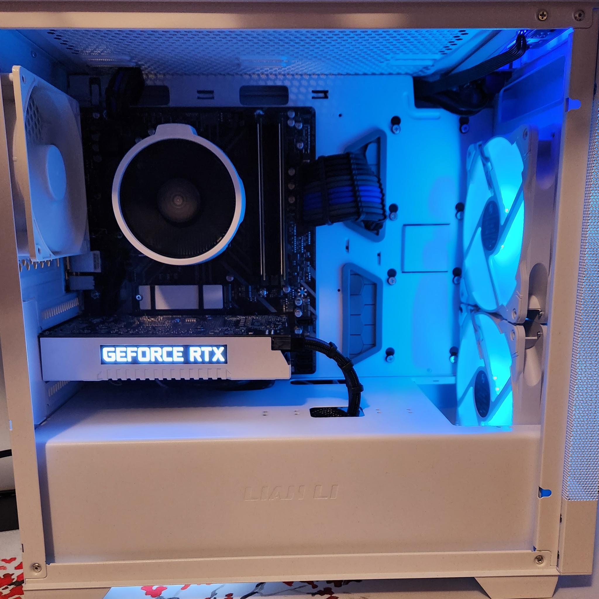 Frosty Mini Mesh Gaming PC Ryzen 5 3600 / 16GB DDR4 / 1TB SSD / RTX 2060