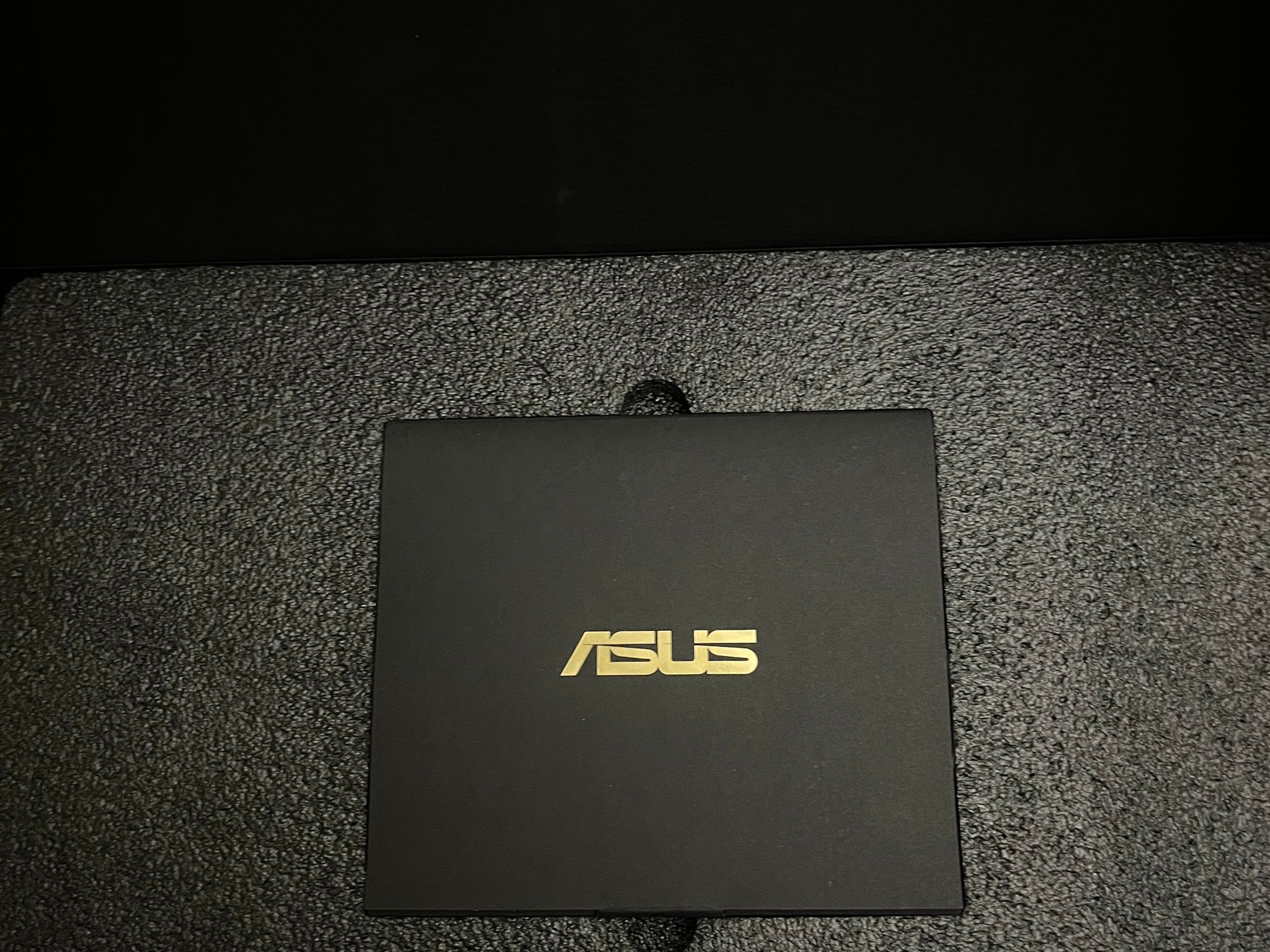 ASUS ROG STRIX 3050