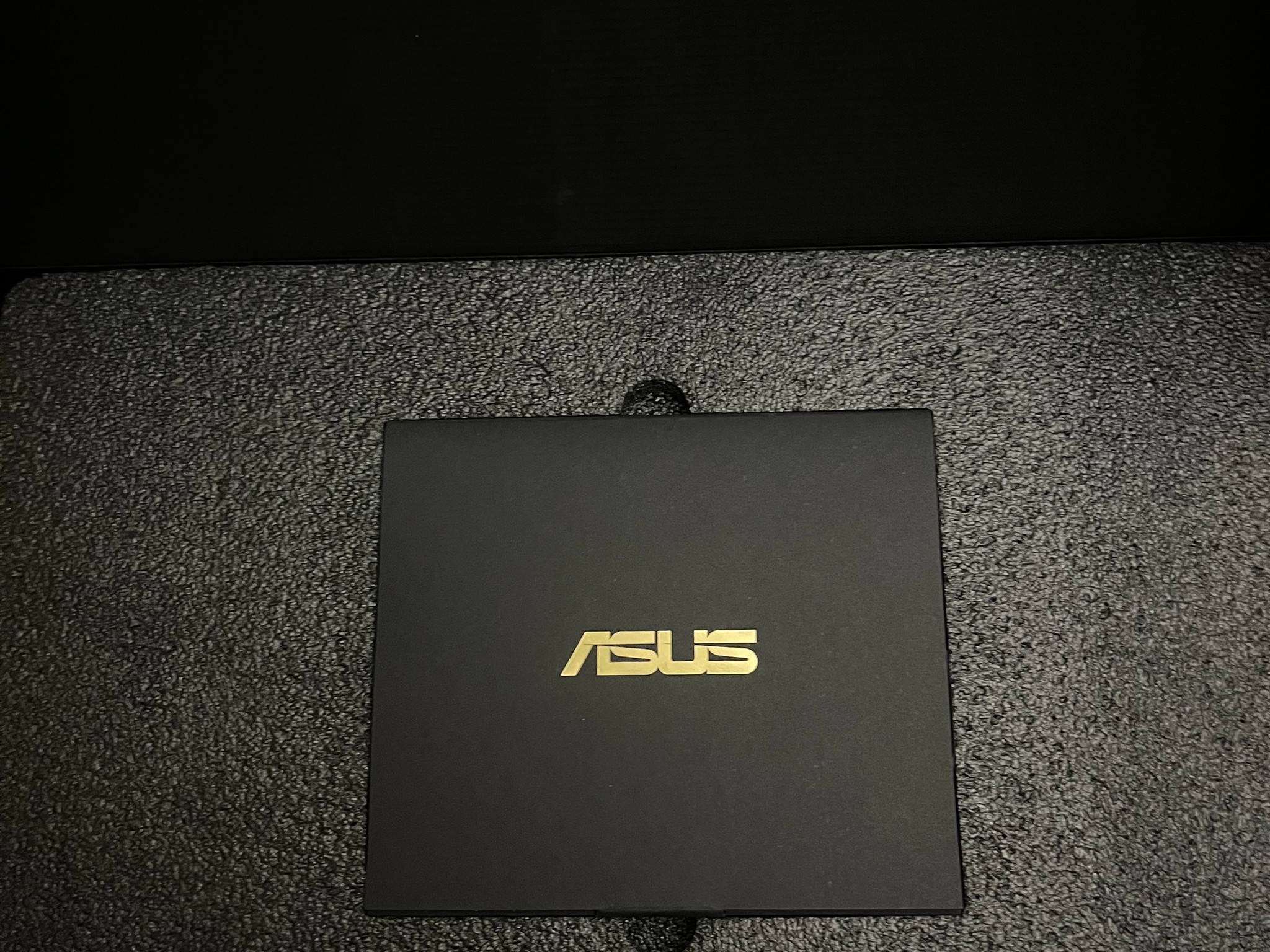 ASUS ROG STRIX 3050