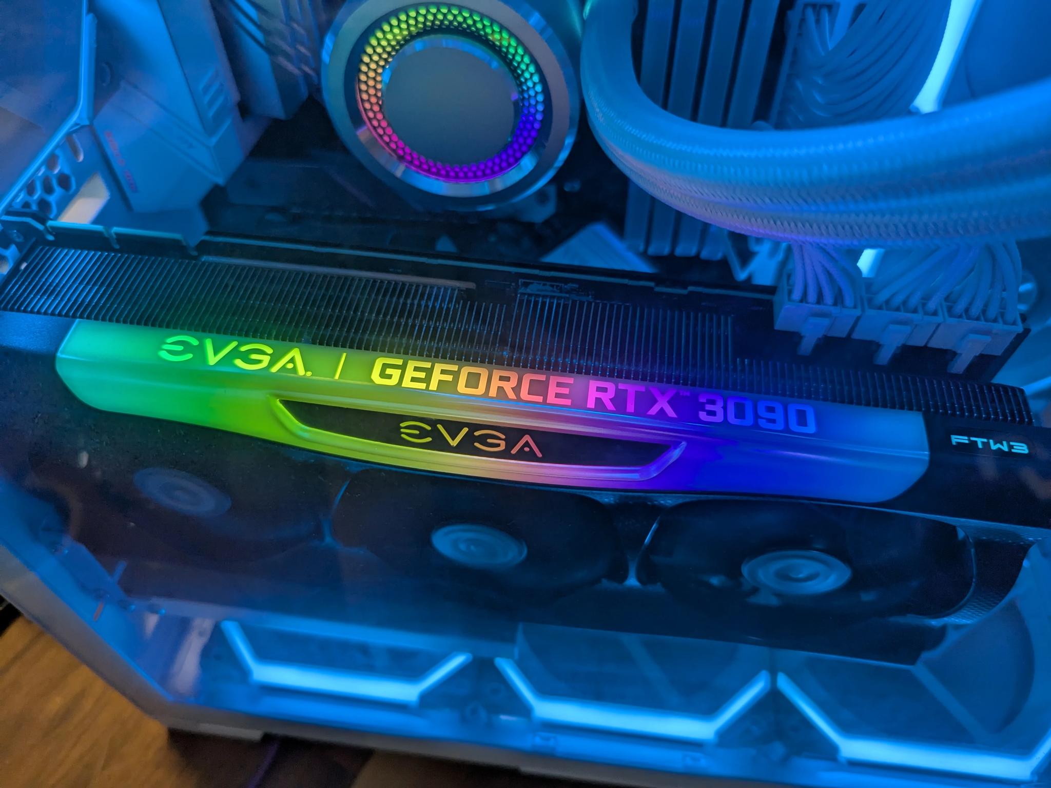 Nvidia RTX 3090 - EVGA FTW 3