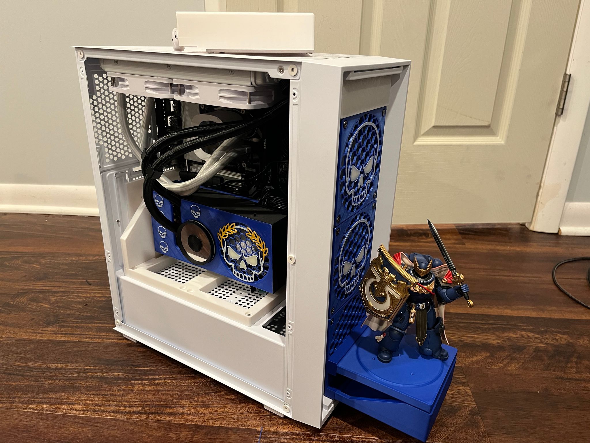 GRIMDARK RTX3080 250KF+ 16GB DDR5 PC w/ Warhammer 40K Action Figure - Dual AIO Watercool...