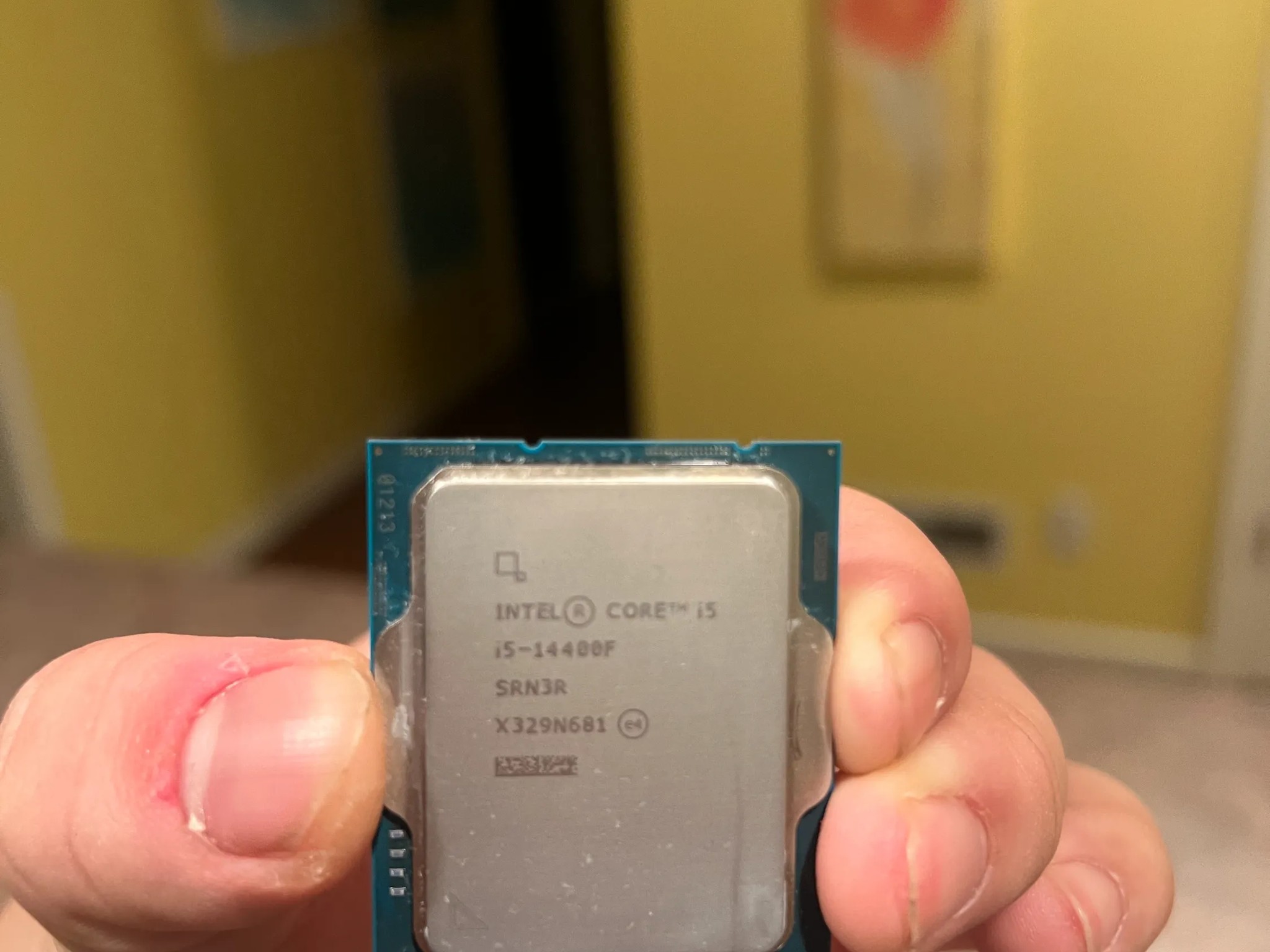 MSI Pro B760-p + Intel i5-14400f + 16 gb DDR5 Ram Kingston Fury Beast