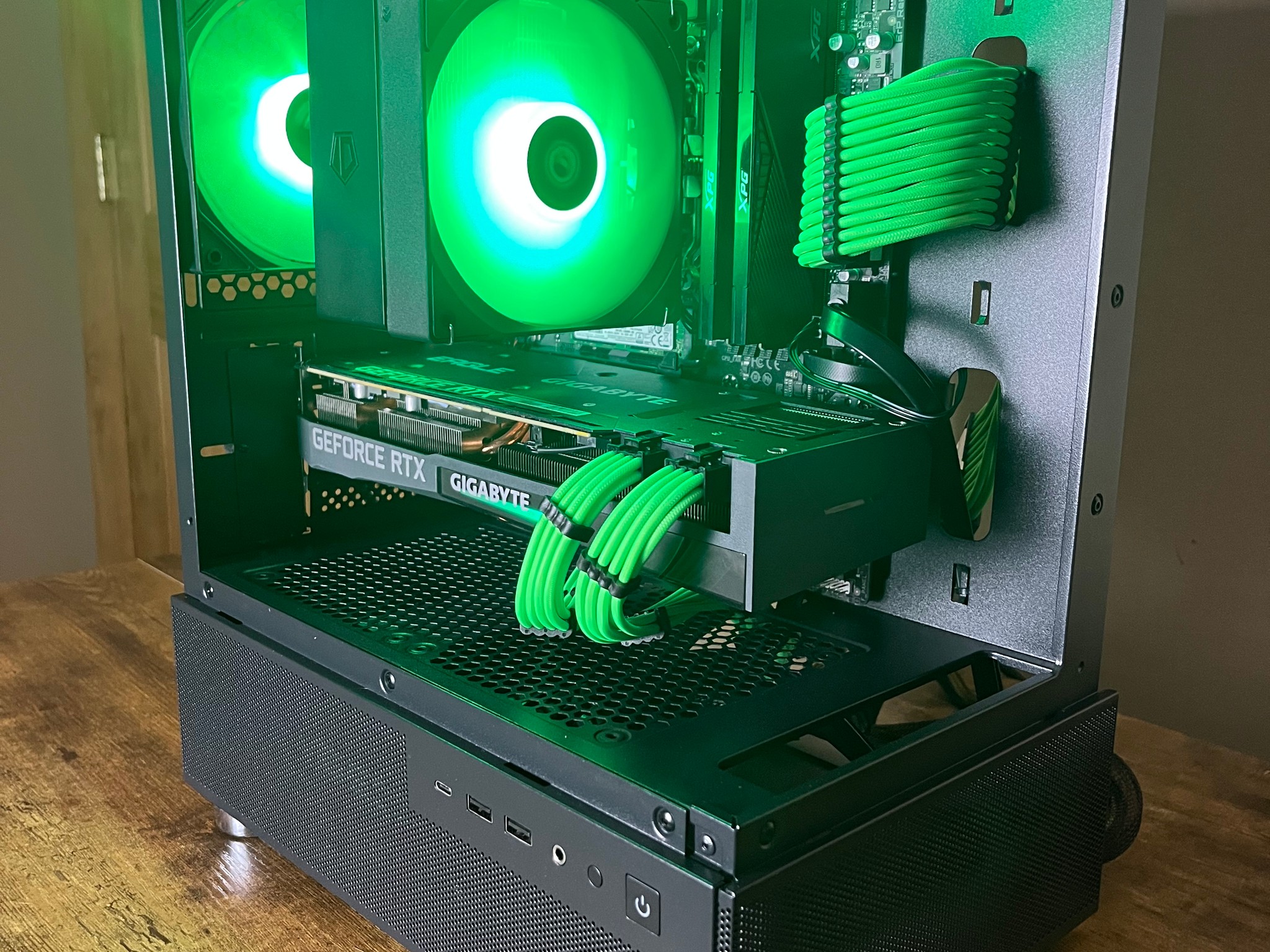 💚🖤Emerald Force Gaming PC🖤💚RTX 3070TI💚🖤Ryzen 5 7600🖤💚16GB DDR5💚🖤1TB NVME SSD🖤💚