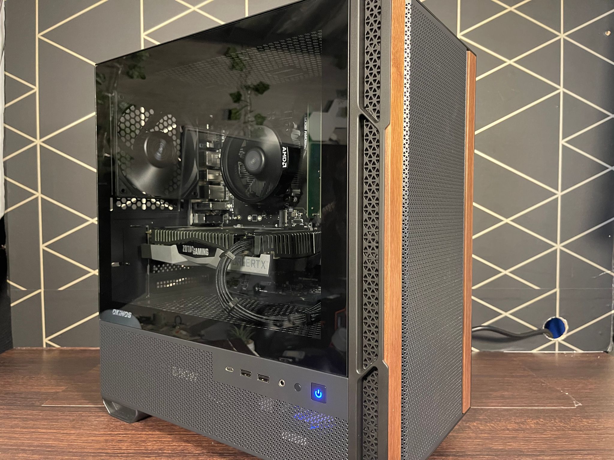 Budget PC/ RTX 2060/ Ryzen 7 1700X/ 16gb/ 1128Gb Storage