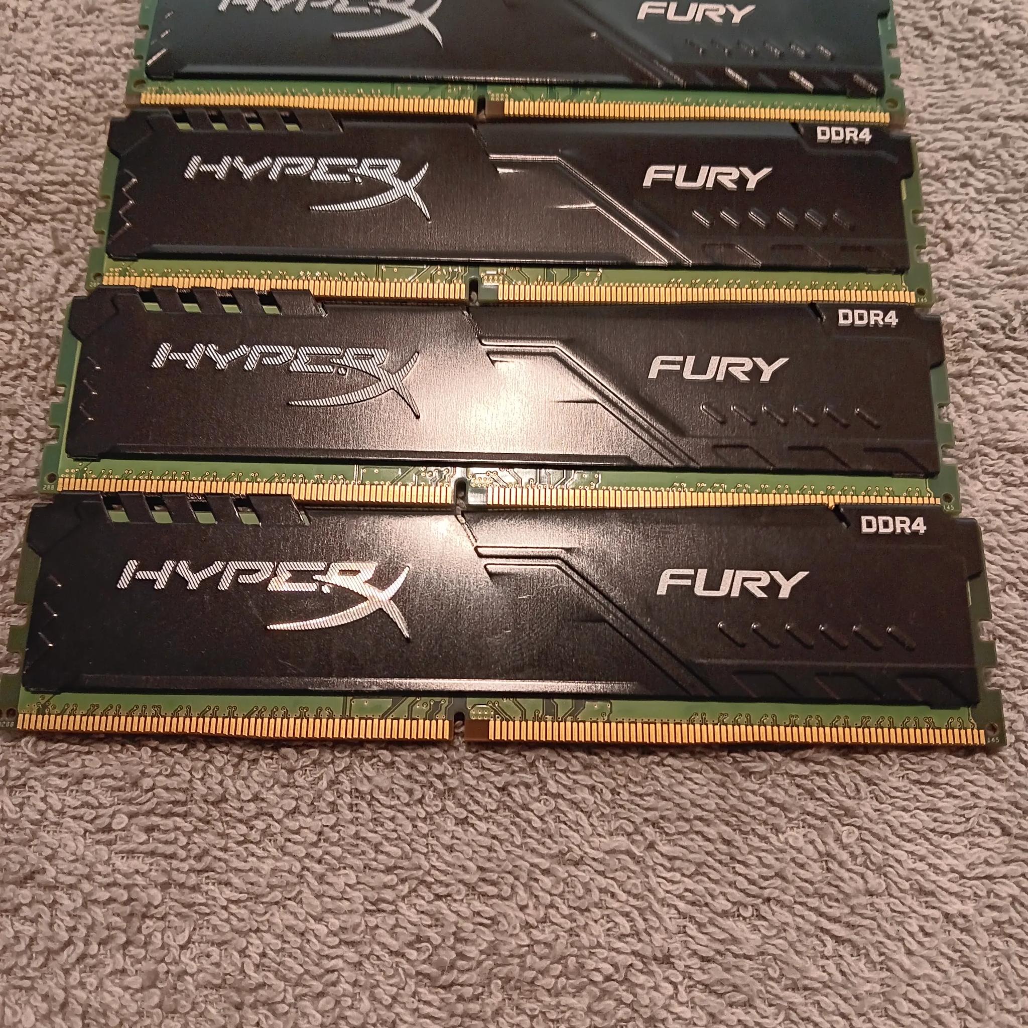 4 - Hyper X DDR4 2400MHz 16GB (4X4GB) RAM