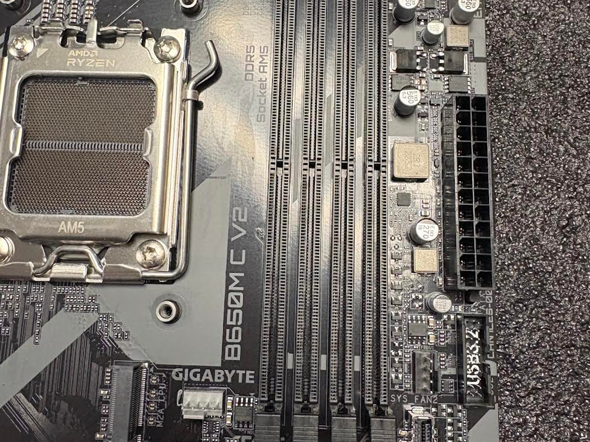 GIGABYTE B650M C V2 AM5 LGA 1718 AMD B650 M-ATX Motherboard-USED