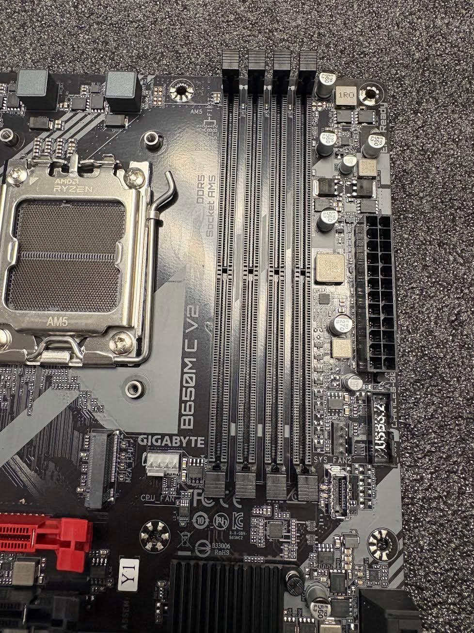 GIGABYTE B650M C V2 AM5 LGA 1718 AMD B650 M-ATX Motherboard-USED