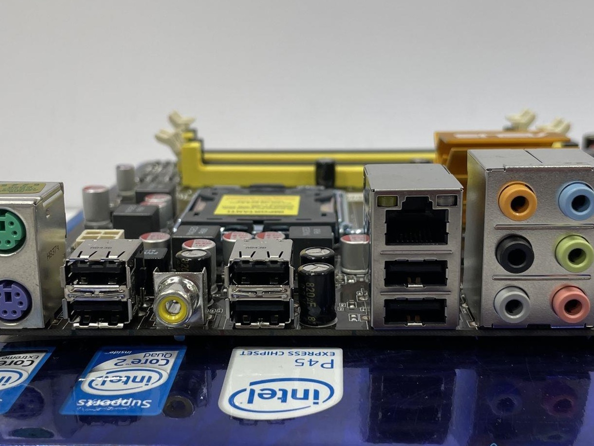 Asus P5q Se2  Socket 775 Retro Beast !