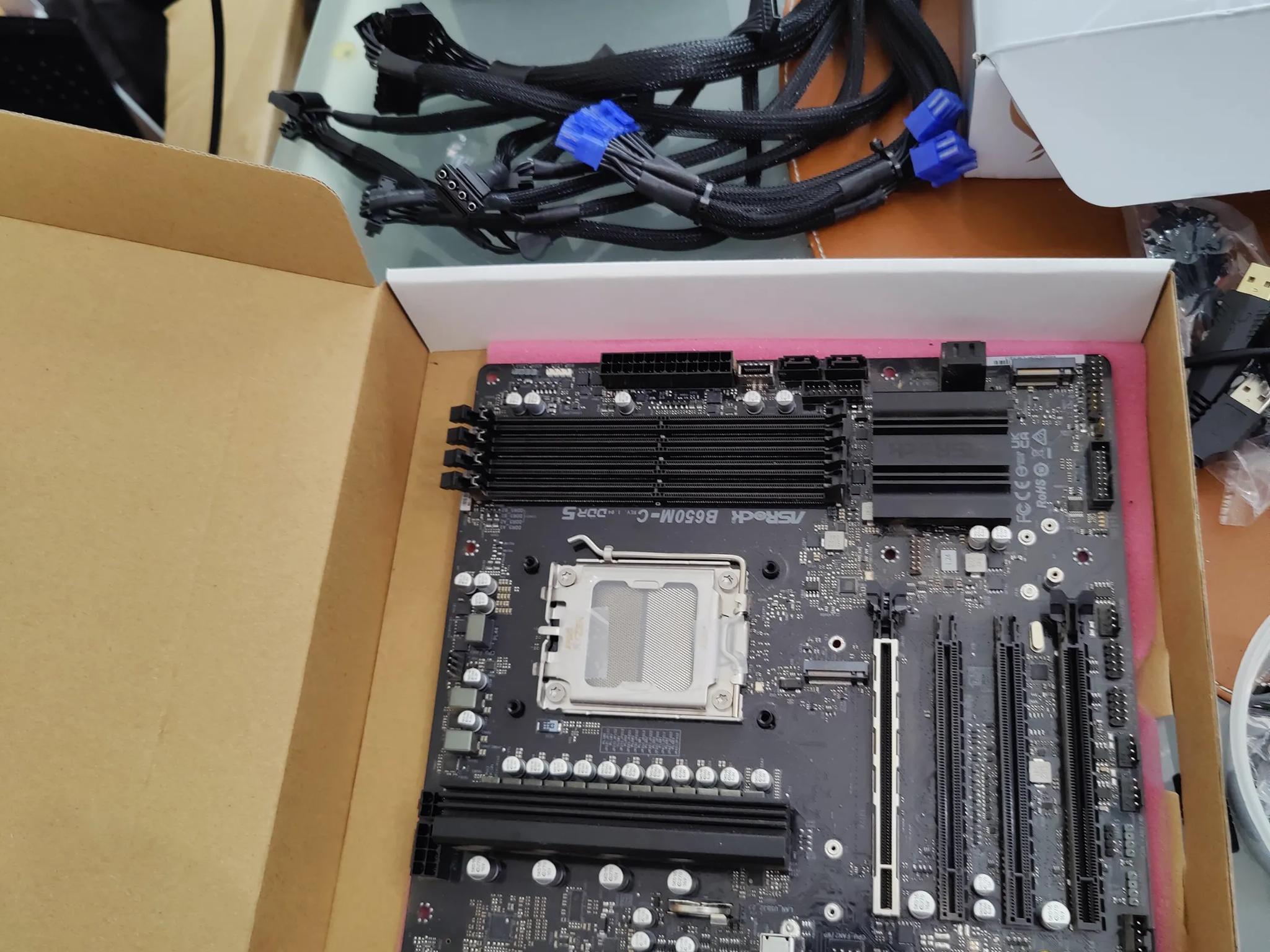 Asrock B650m-c with 24gb DDR5 and 800w PSU
